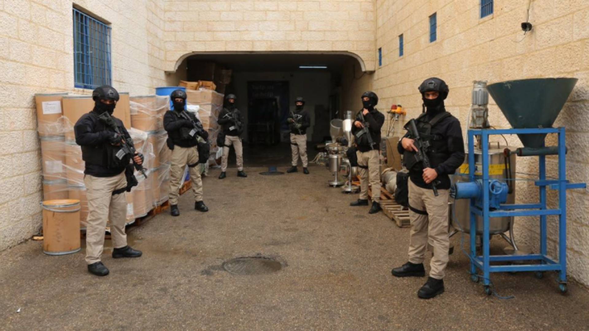 الأجهزة المشاركة في الضبط