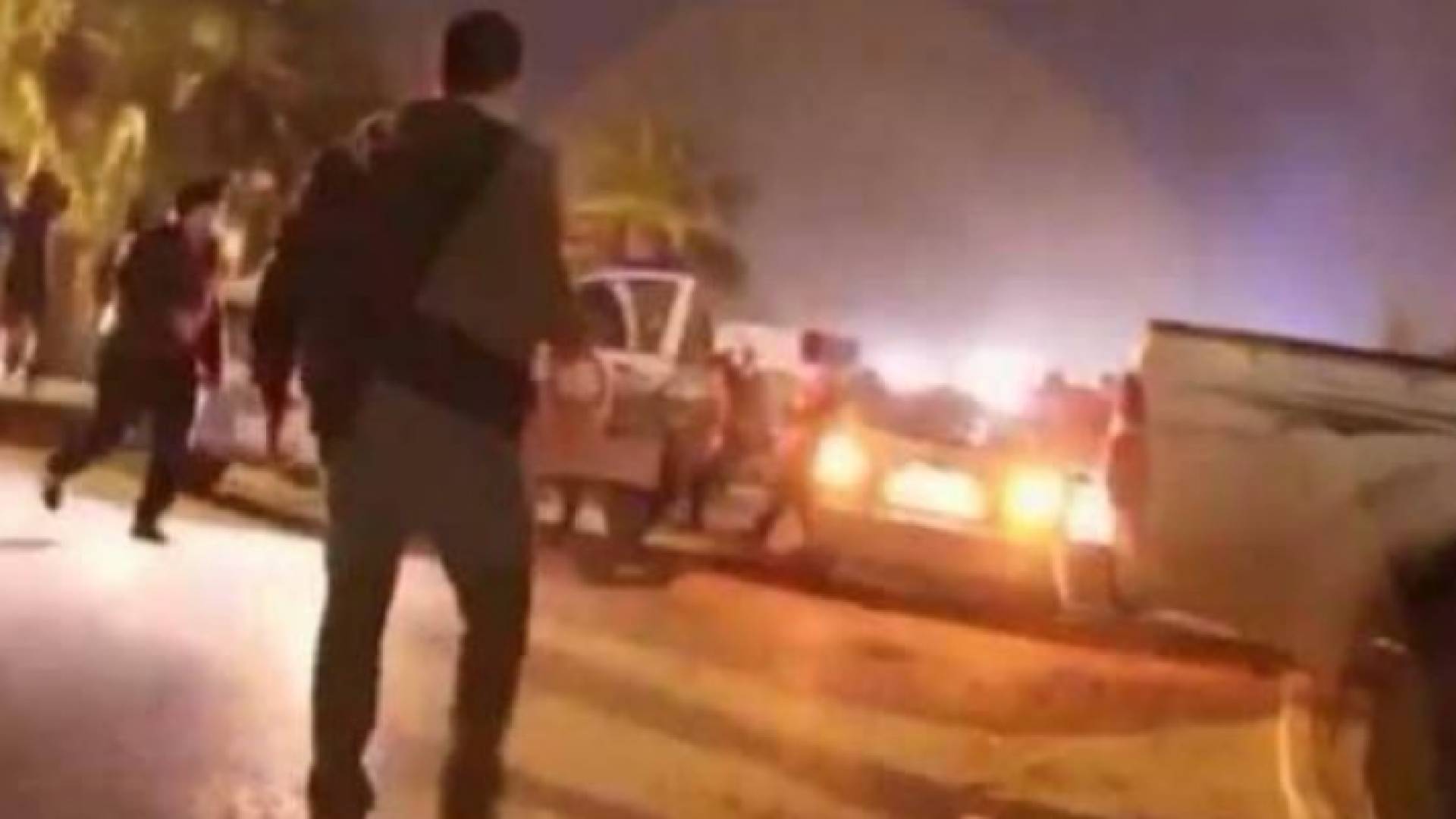 22 قتيلا على الاقل في انفجار سيارتين مفخختين في بنغازي