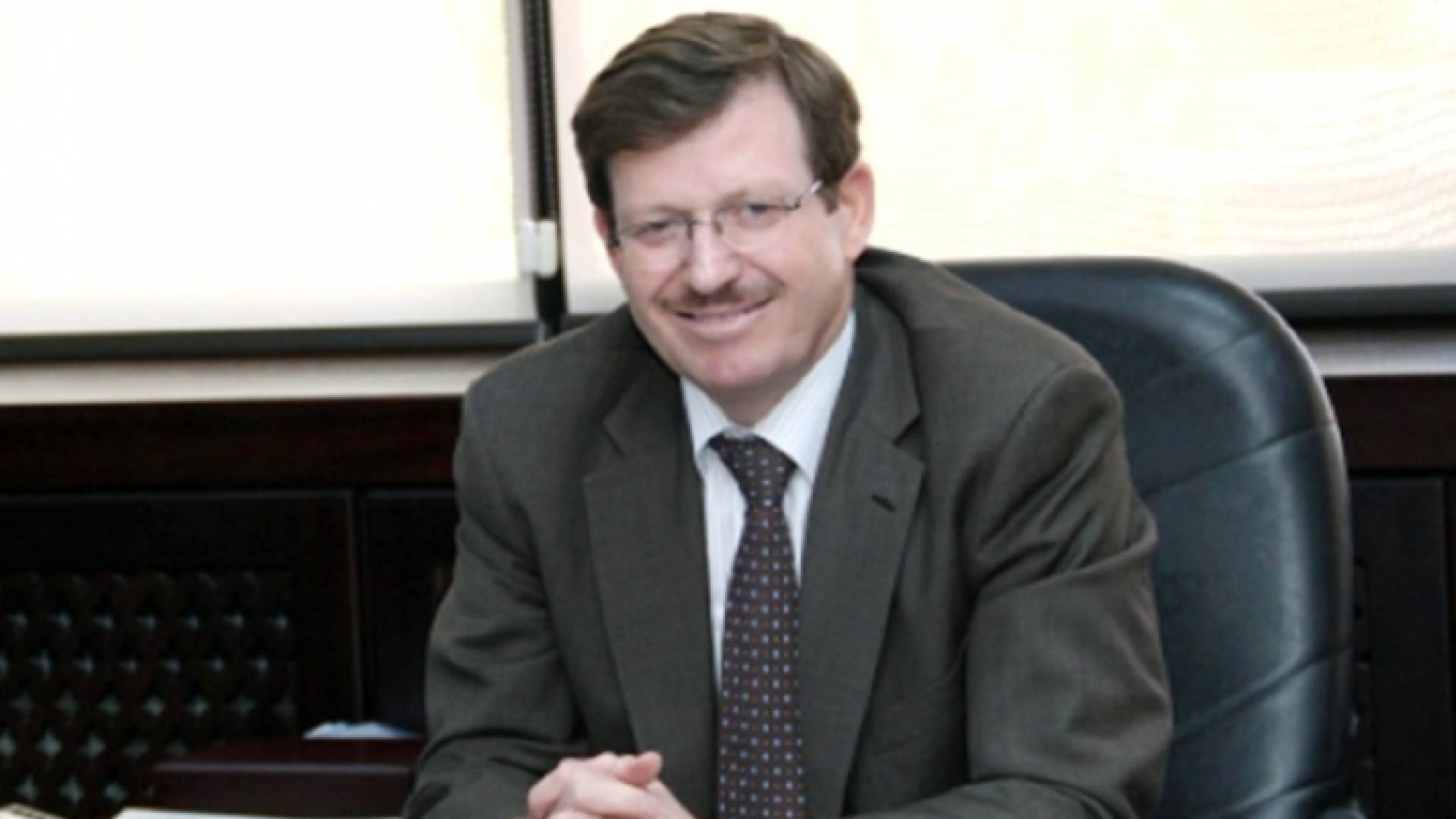 وزير الصحة الدكتور محمود الشياب