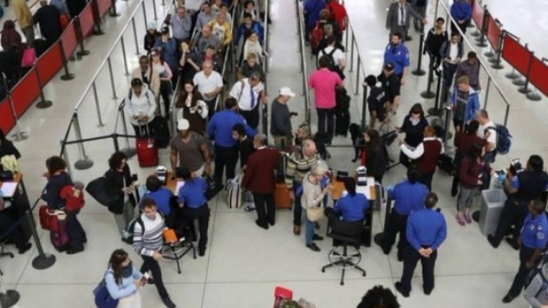 الولايات المتحدة ترفع الحظر عن دخول اللاجئين من 11 دولة