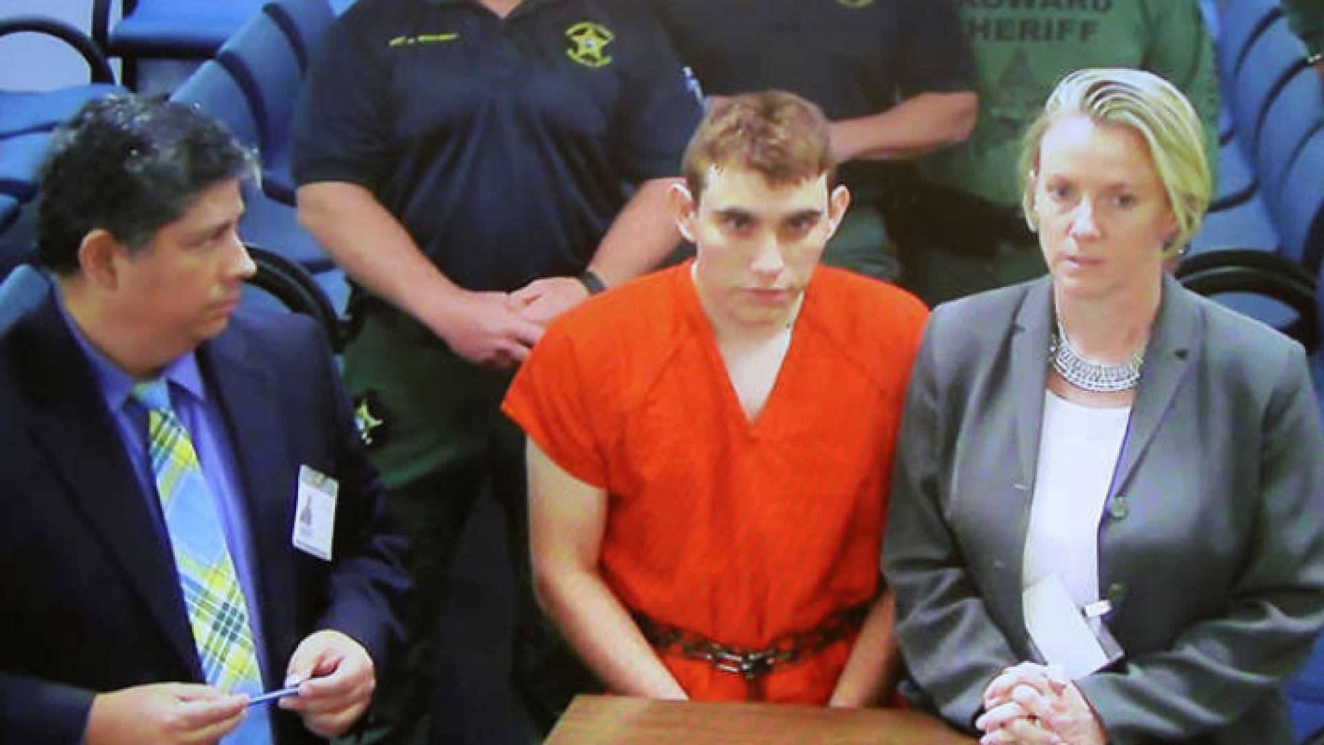 نيكولاس كروز في السجن