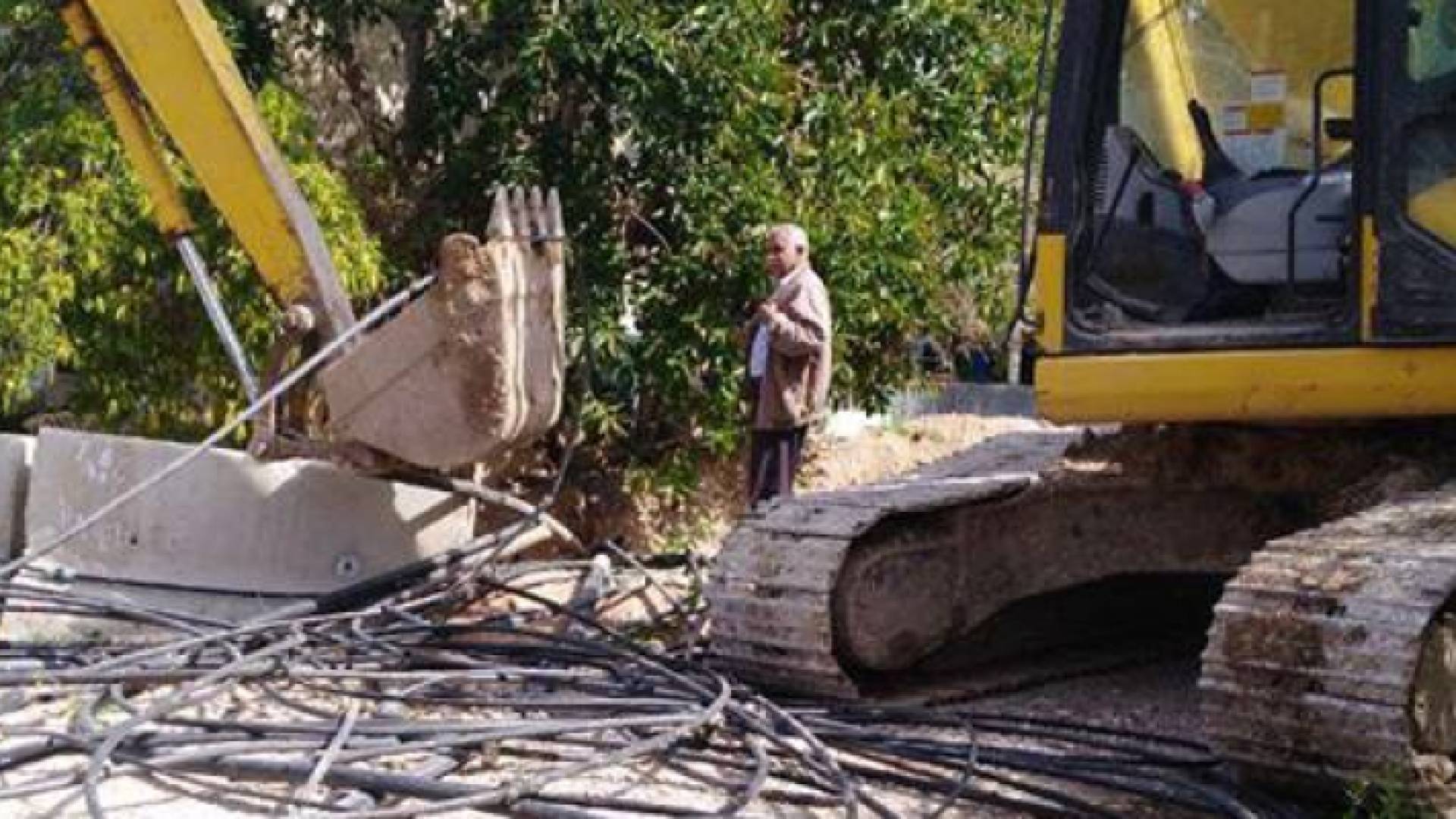 وزارة المياه تزيل 50 اعتداء على قناة الملك عبدالله