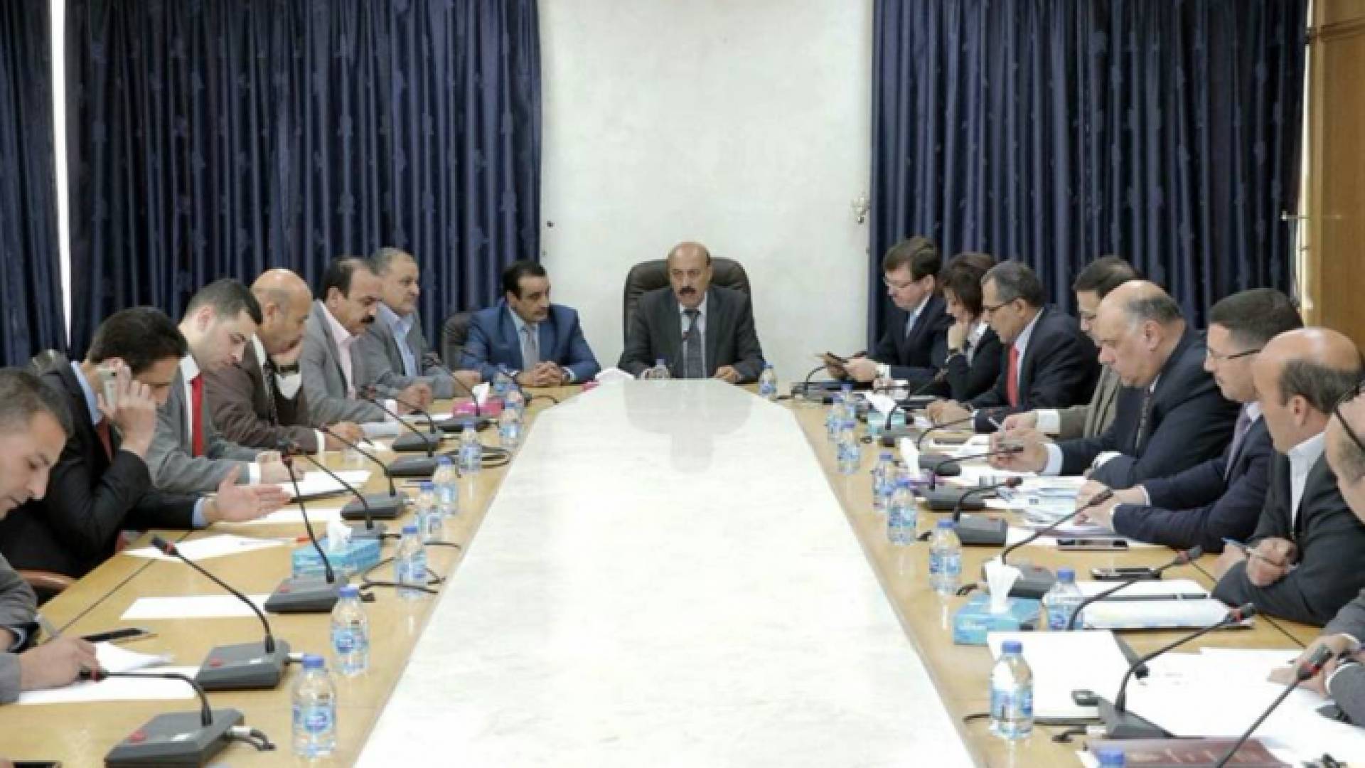 اللجنة الادارية النيابية