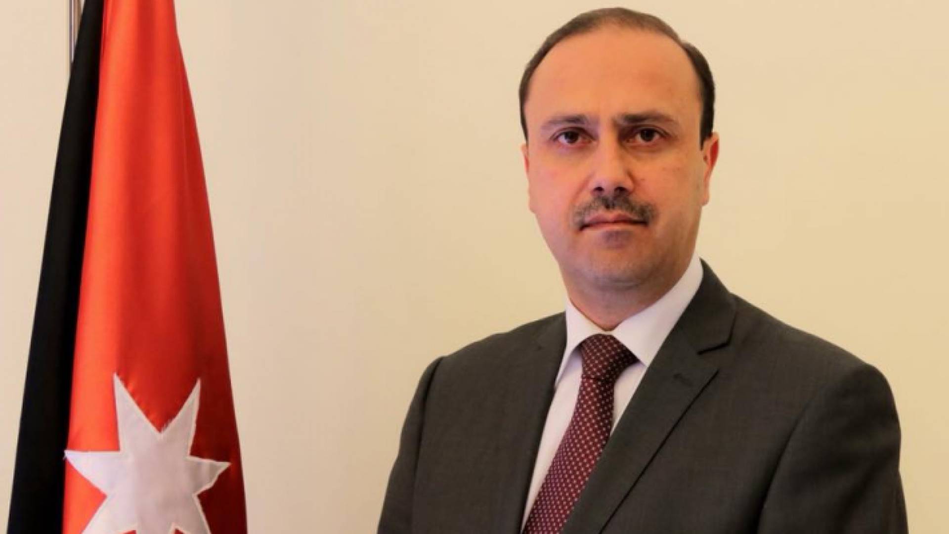 وزير الدولة لشؤون الإعلام الناطق الدكتور محمد المومني