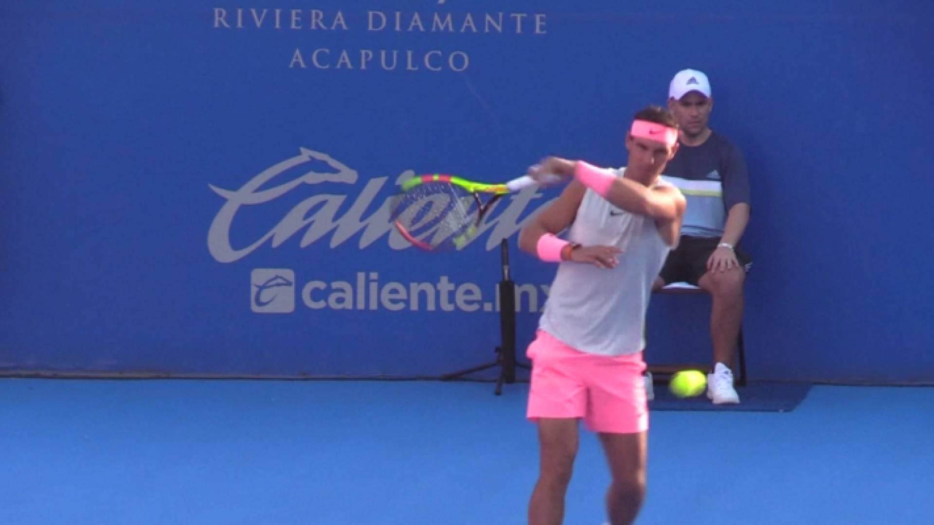 مواجهة محتملة بين نادال وديوكوفيتش في بطولة برشلونة