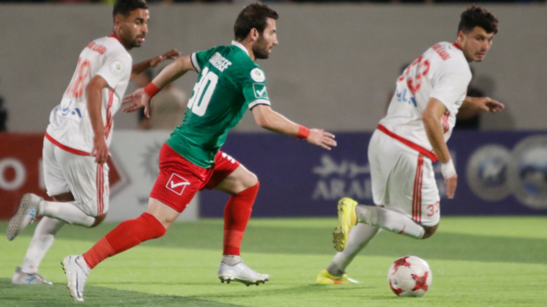 من اخر لقاء جمع الفريقين