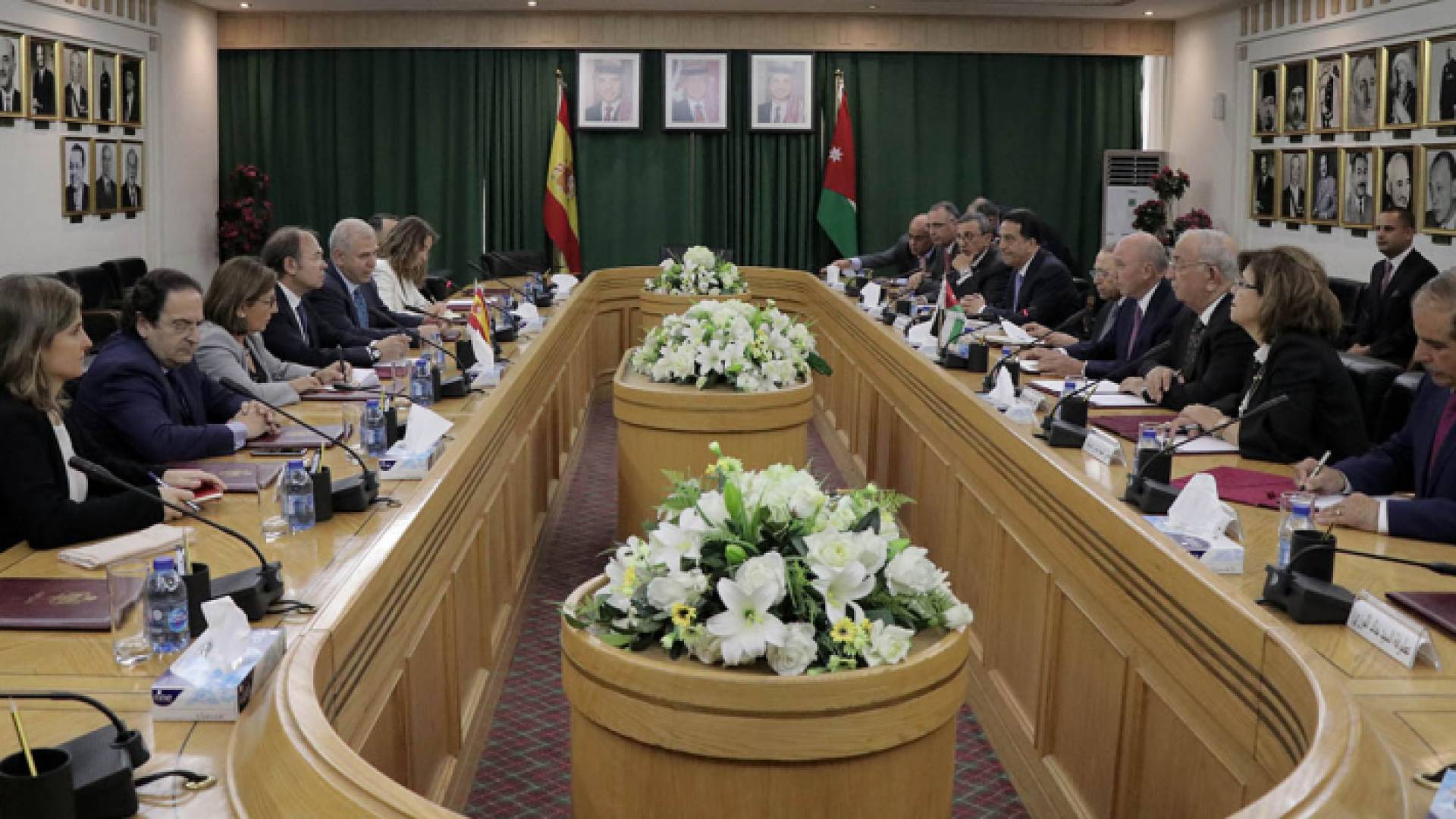 جانب من اللقاء