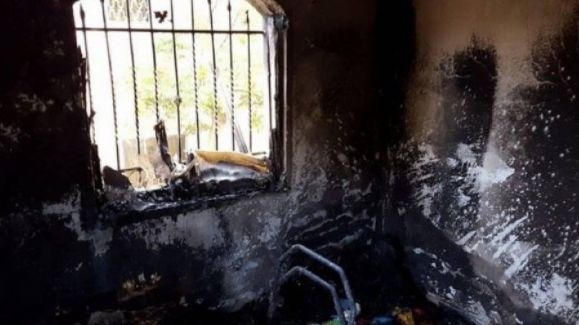 من اثار الحريق