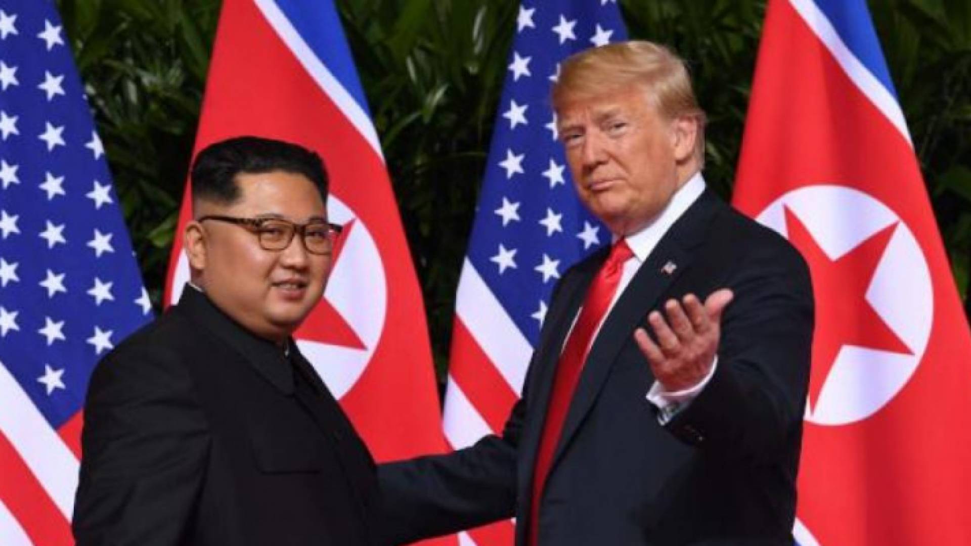 صورة من لقاء ترمب وكيم