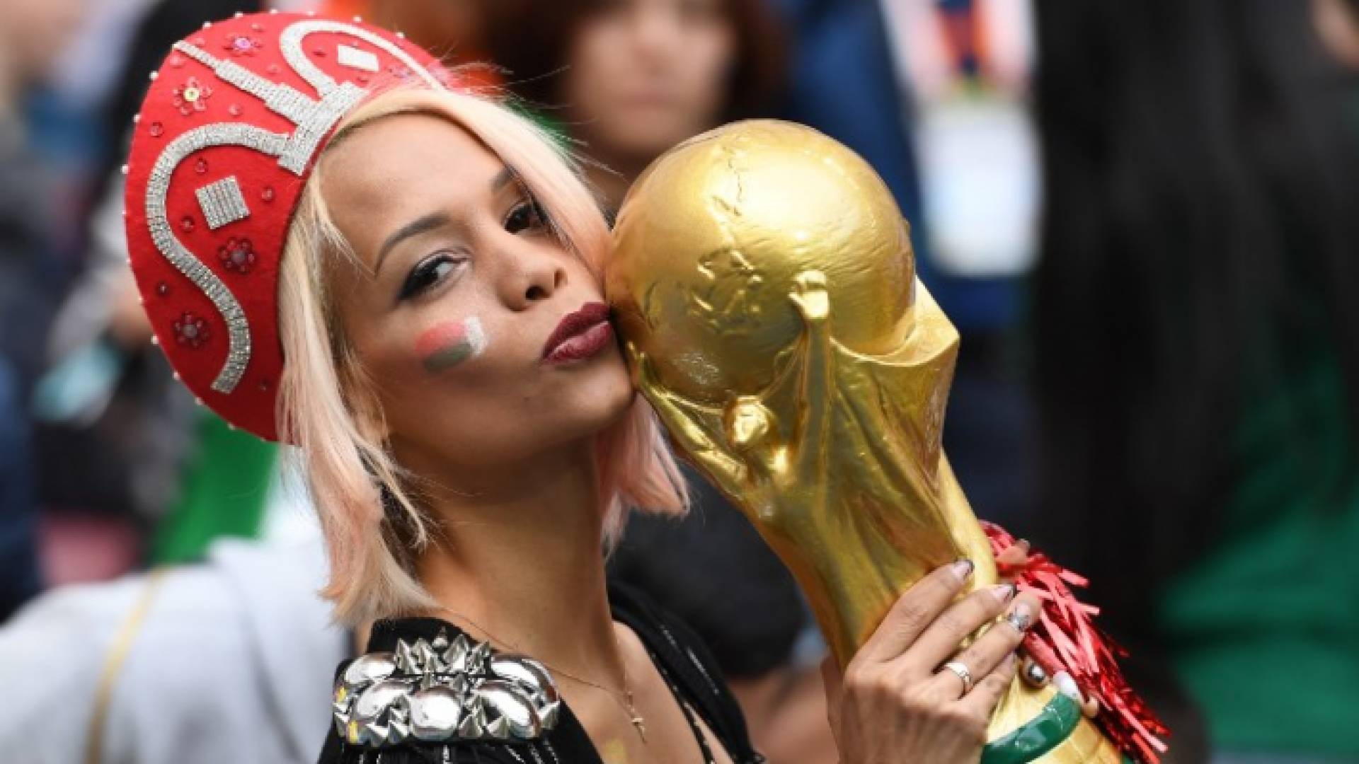 : 6 منتخبات تأهلت قبل المرحلة الأخيرة