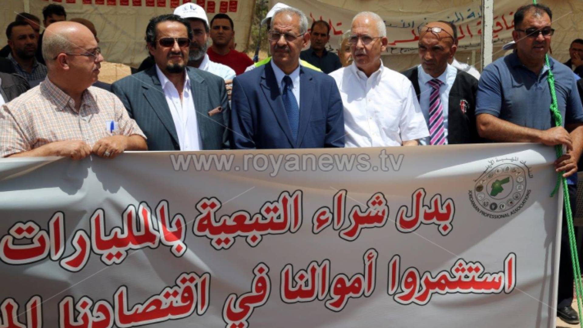 جانب من الوقفة الاحتجاجية