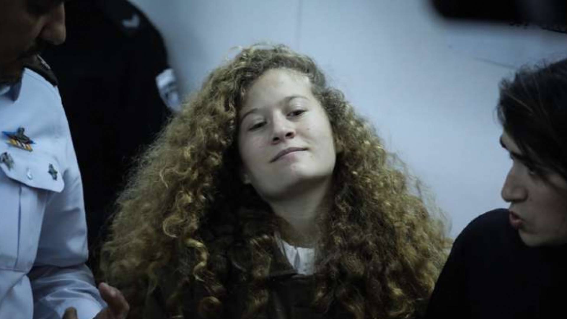 الفتاة الفلسطينية عهد التميمي