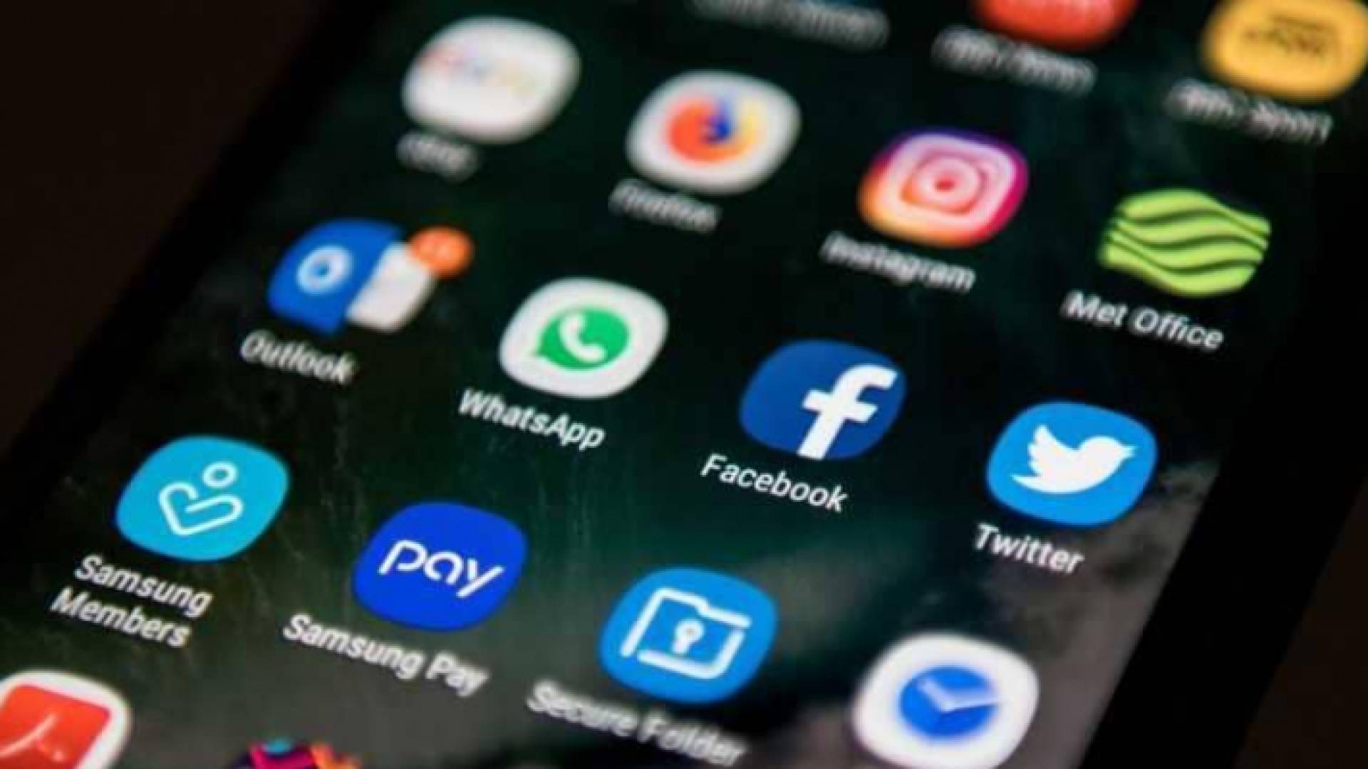 كيف تصبح بياناتنا الشخصية على الإنترنت مصدر ثروة لنا؟