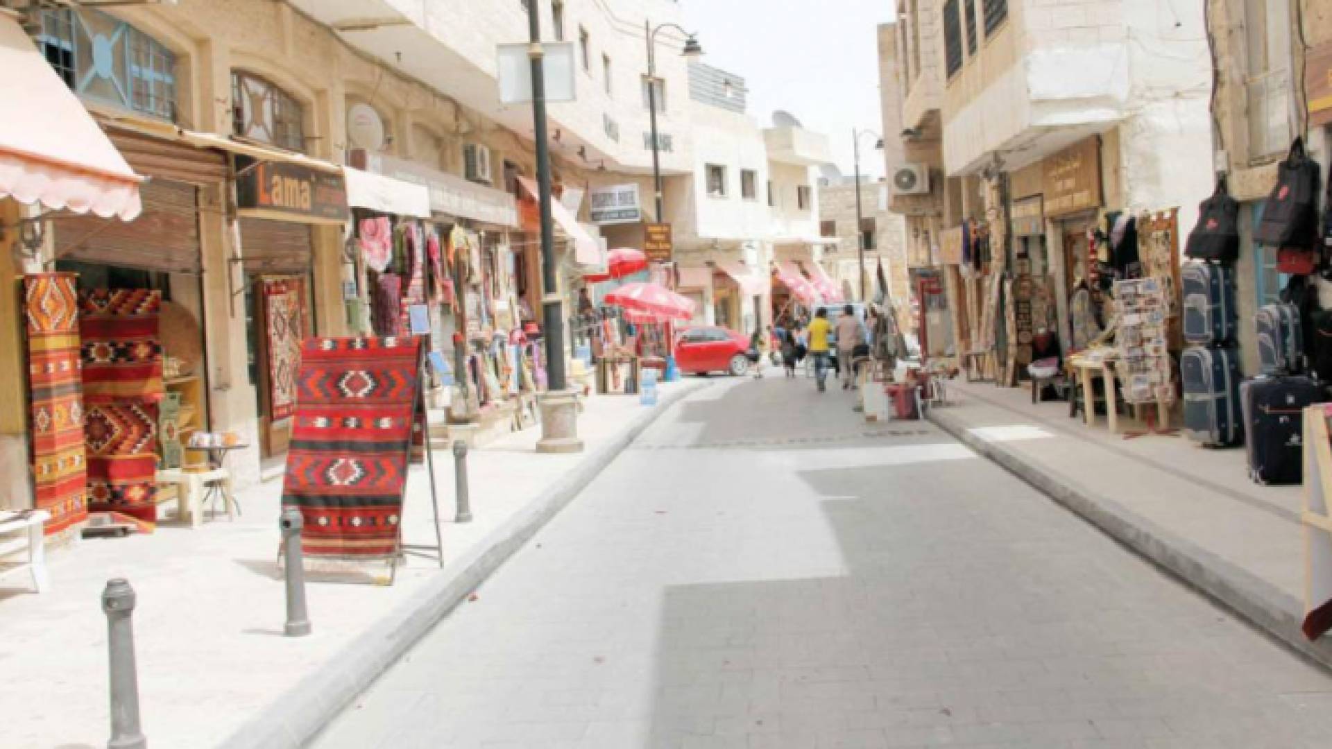 شارع السياحة في مادبا