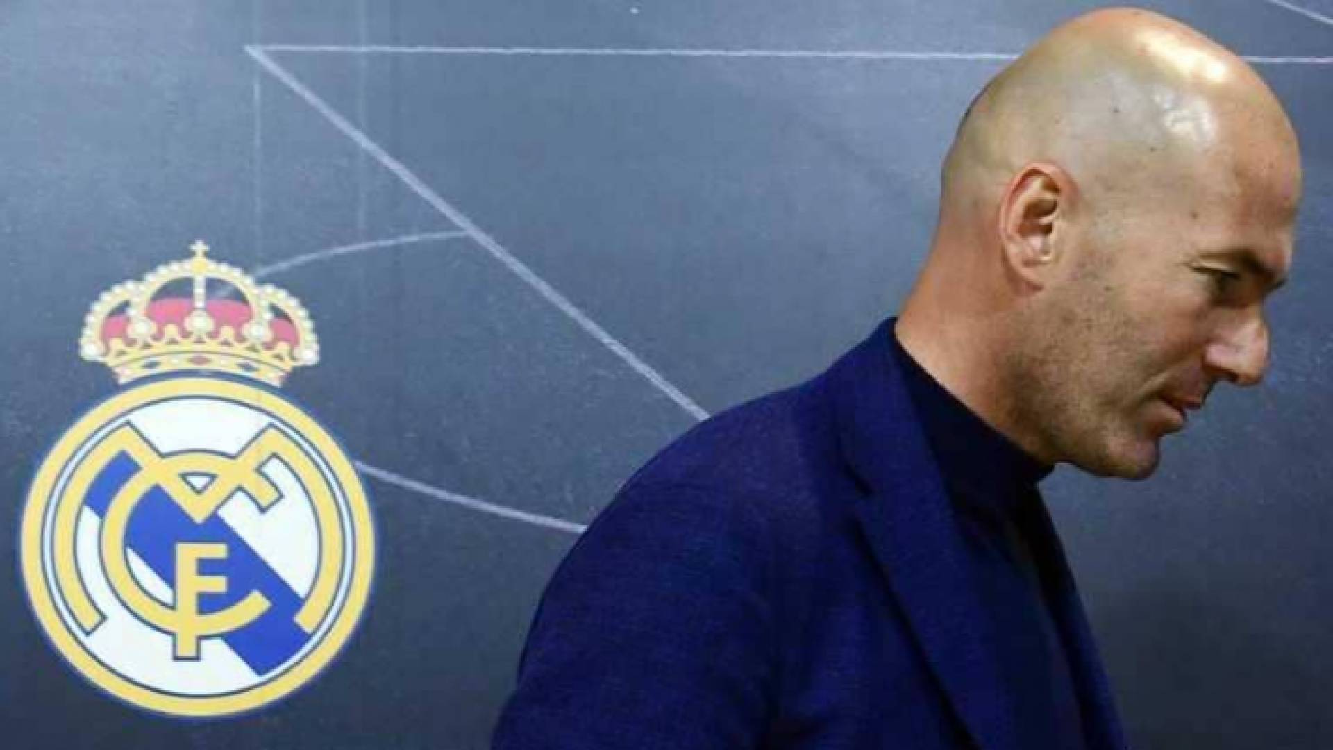 زين الدين زيدان - ارشيفية