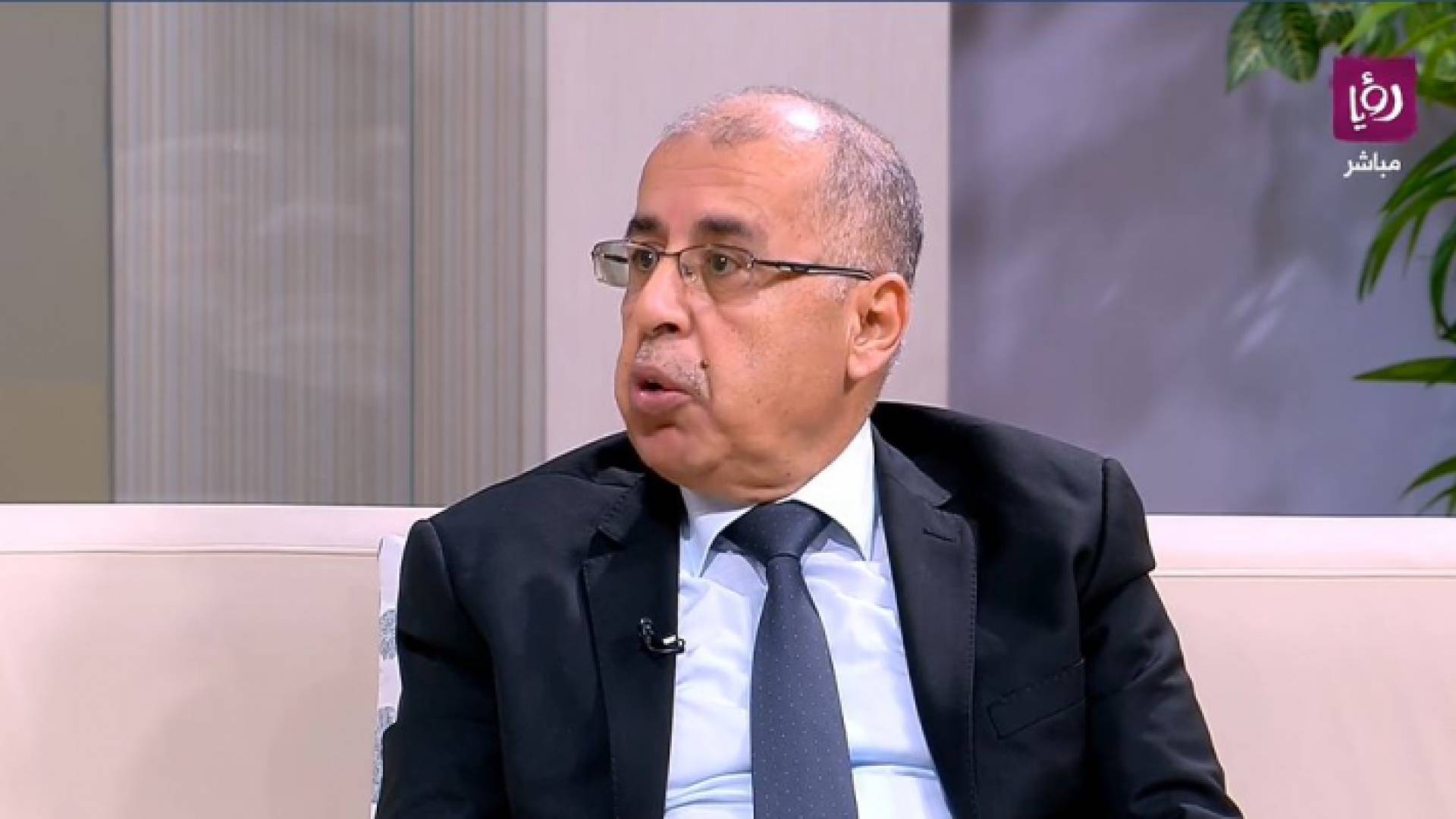 الدكتور فواز الرطروط