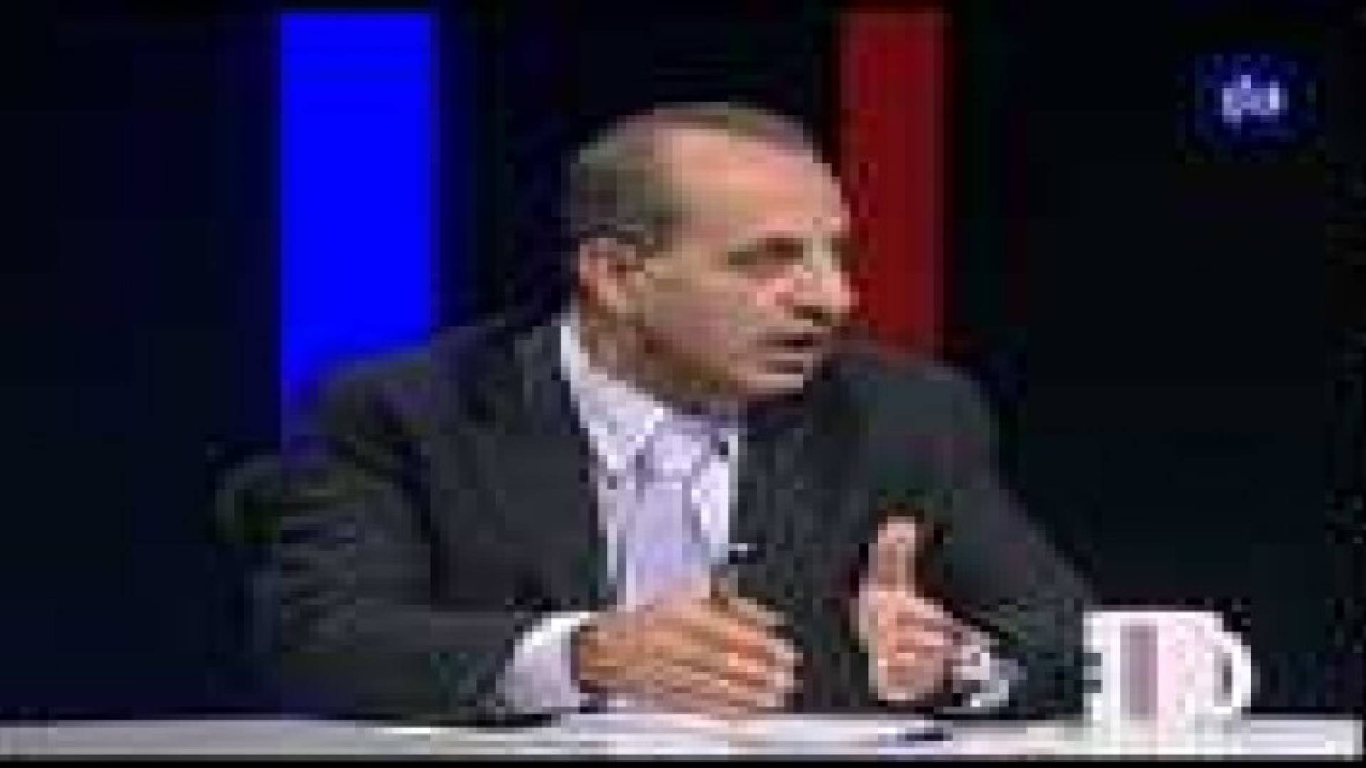 المصري يحذر من التصادم بين المواطنين واللاجئين السوريين