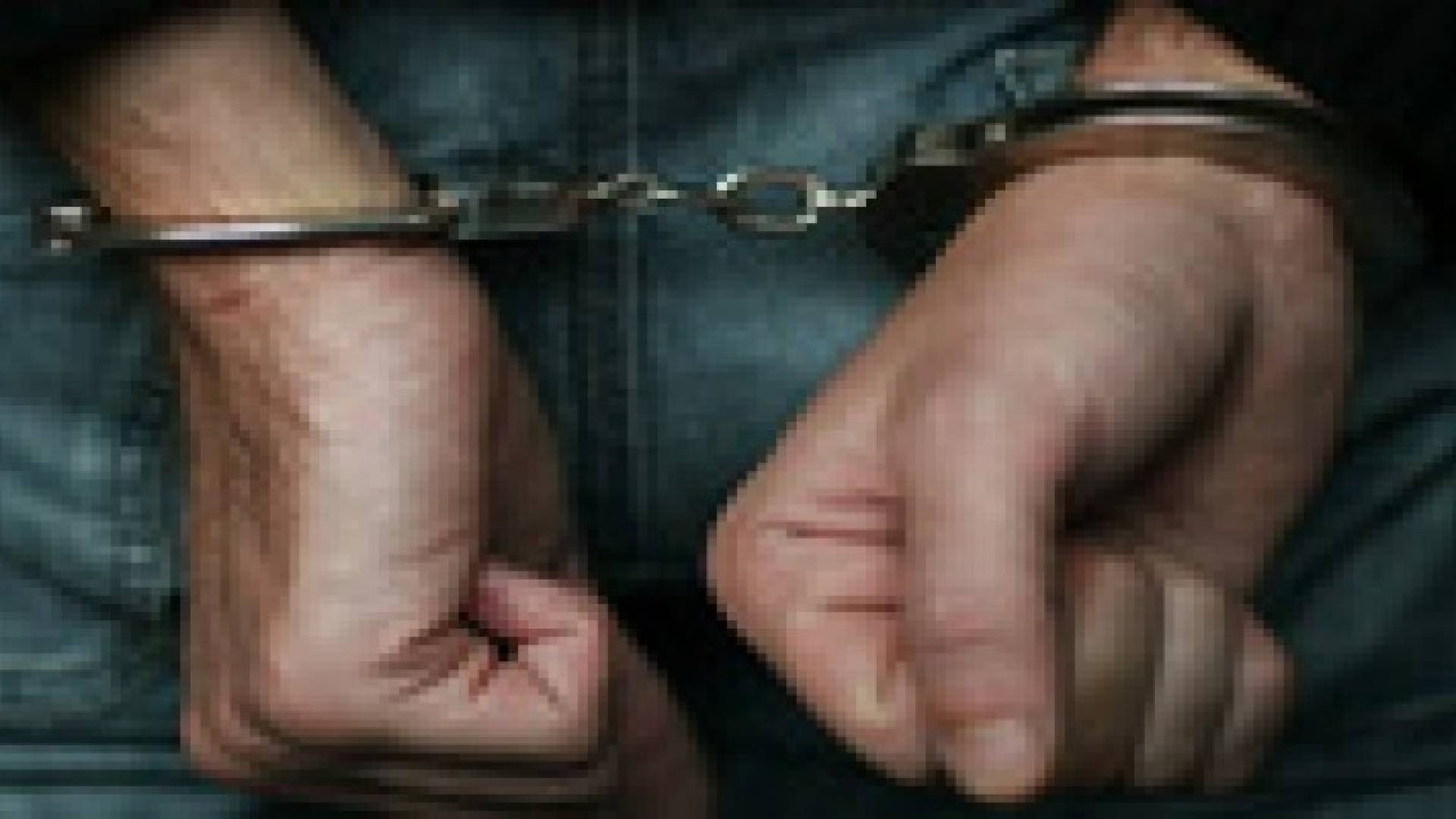 إلقاء القبض على اربعة اشخاص بتهمة سلب صيدليات