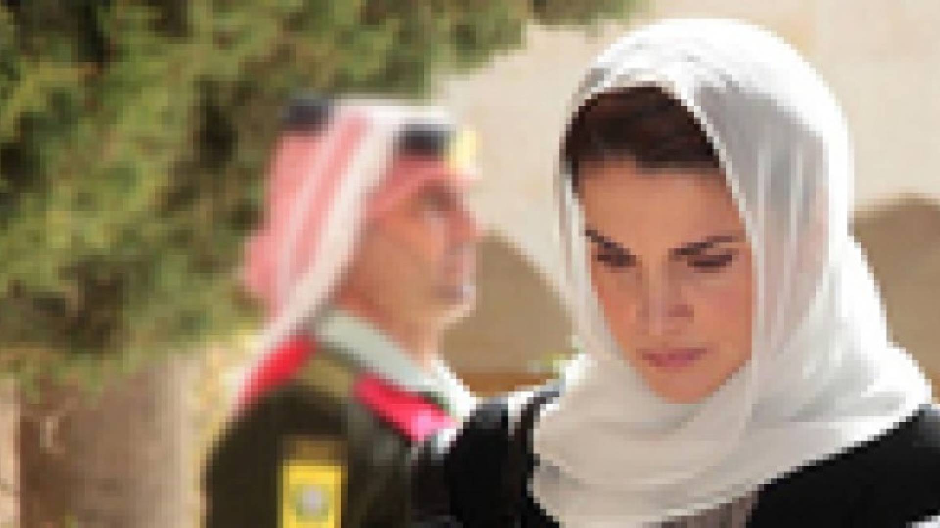 الملك يكلف الملكة ورئيس الوزراء بالمشاركة في تشييع مانديلا