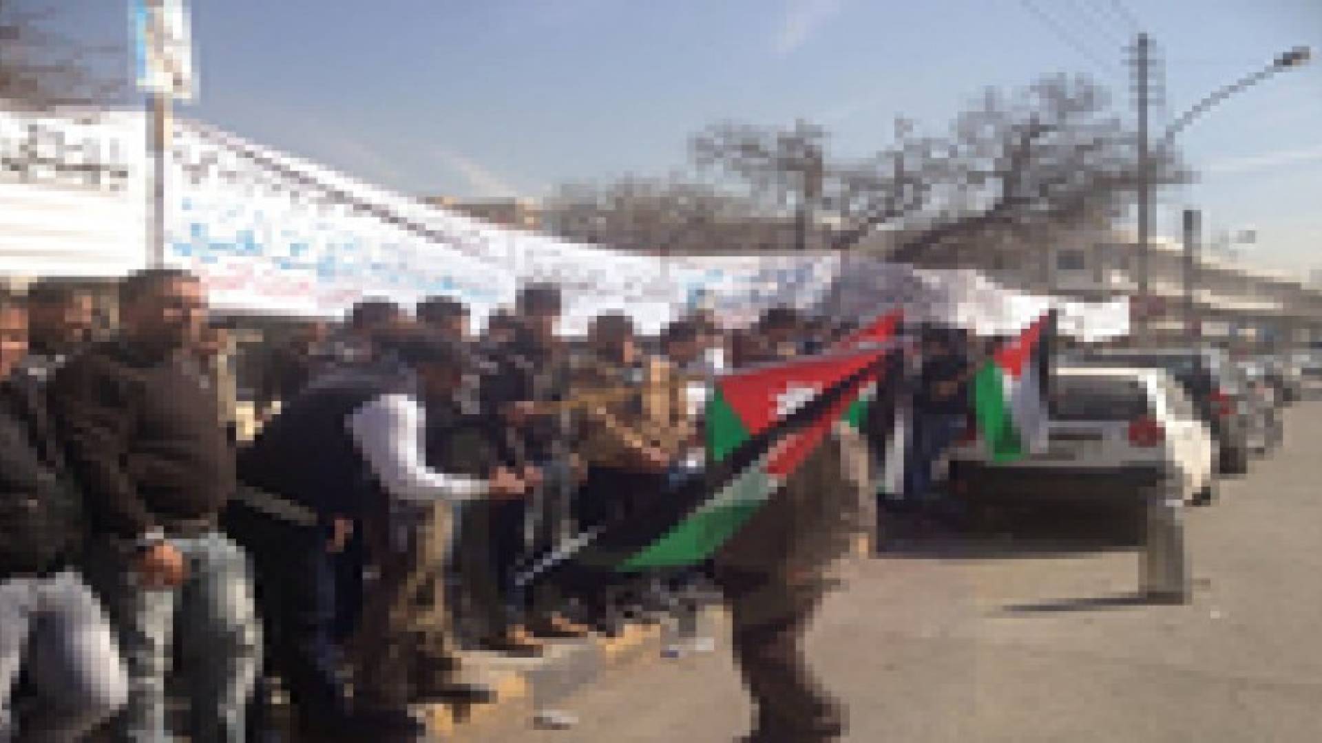 نواب يتعهدون بإنهاء قضية "القهوة السائلة"