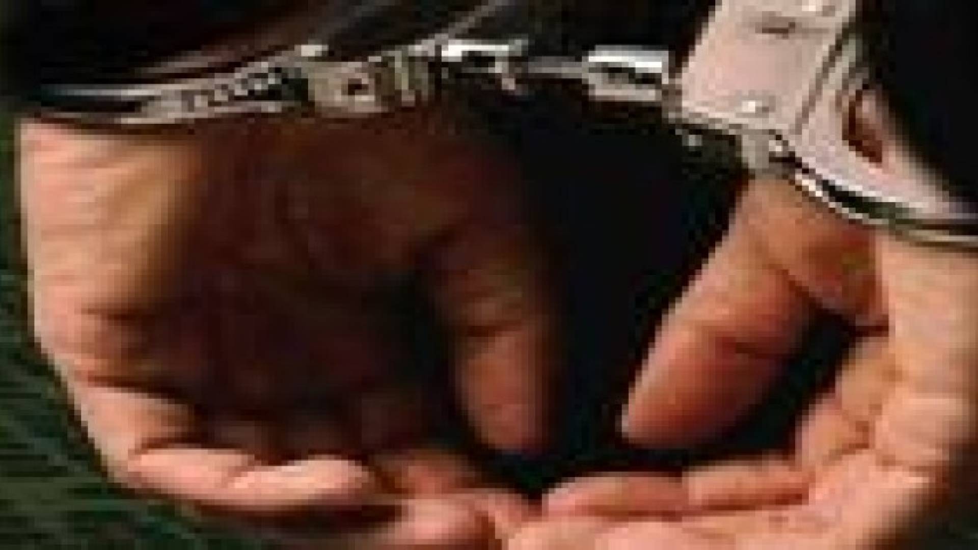 توقيف شخصين سلبا سعوديا بـ 50 ألف دينار