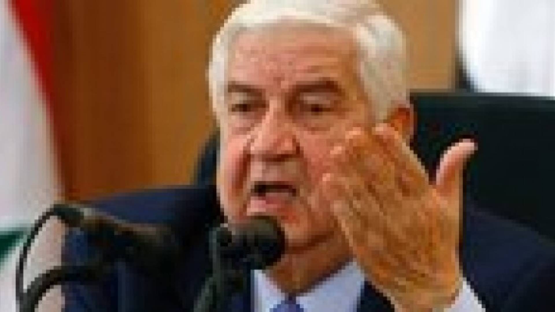 المعلم : يلوح بالانسحاب من مفاوضات "جنيف 2"