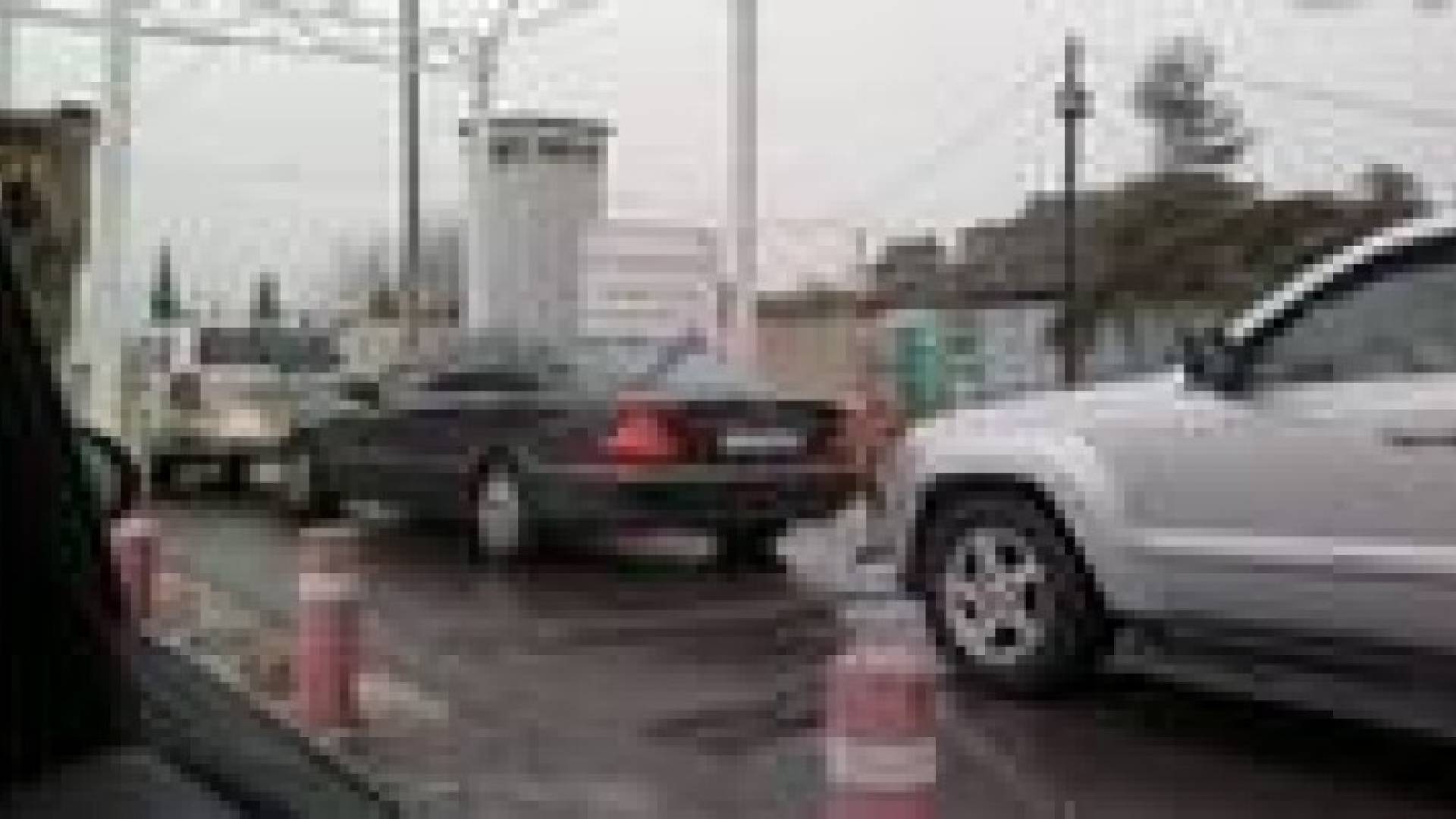 الحكومة الفلسطينية تستهجن احتجاز "الاحتلال" لموكب الحمد الله للمرة الرابعة خلال شهر ... صور