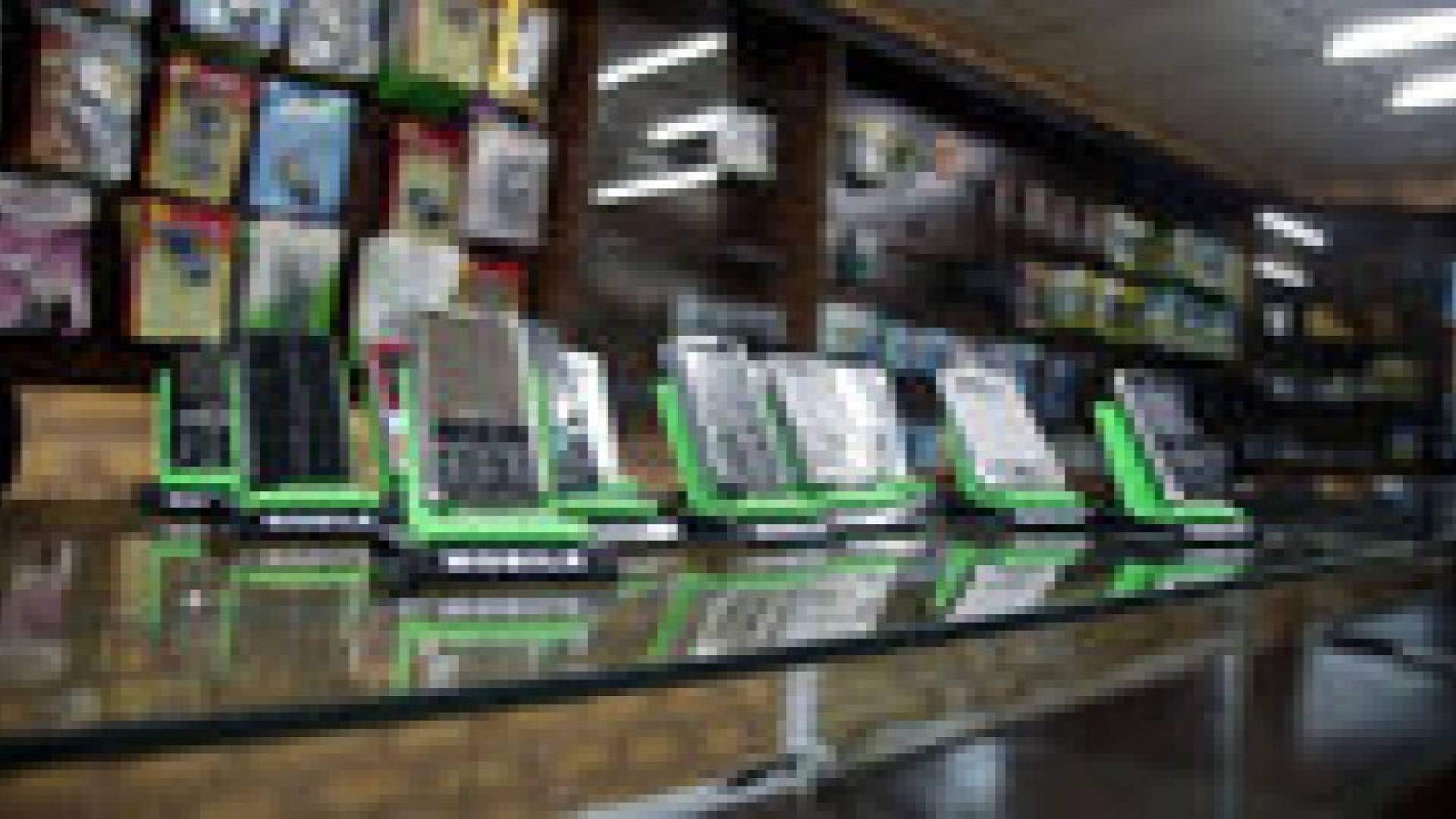 دراسة تخفيض الضريبة على "الخلوي"