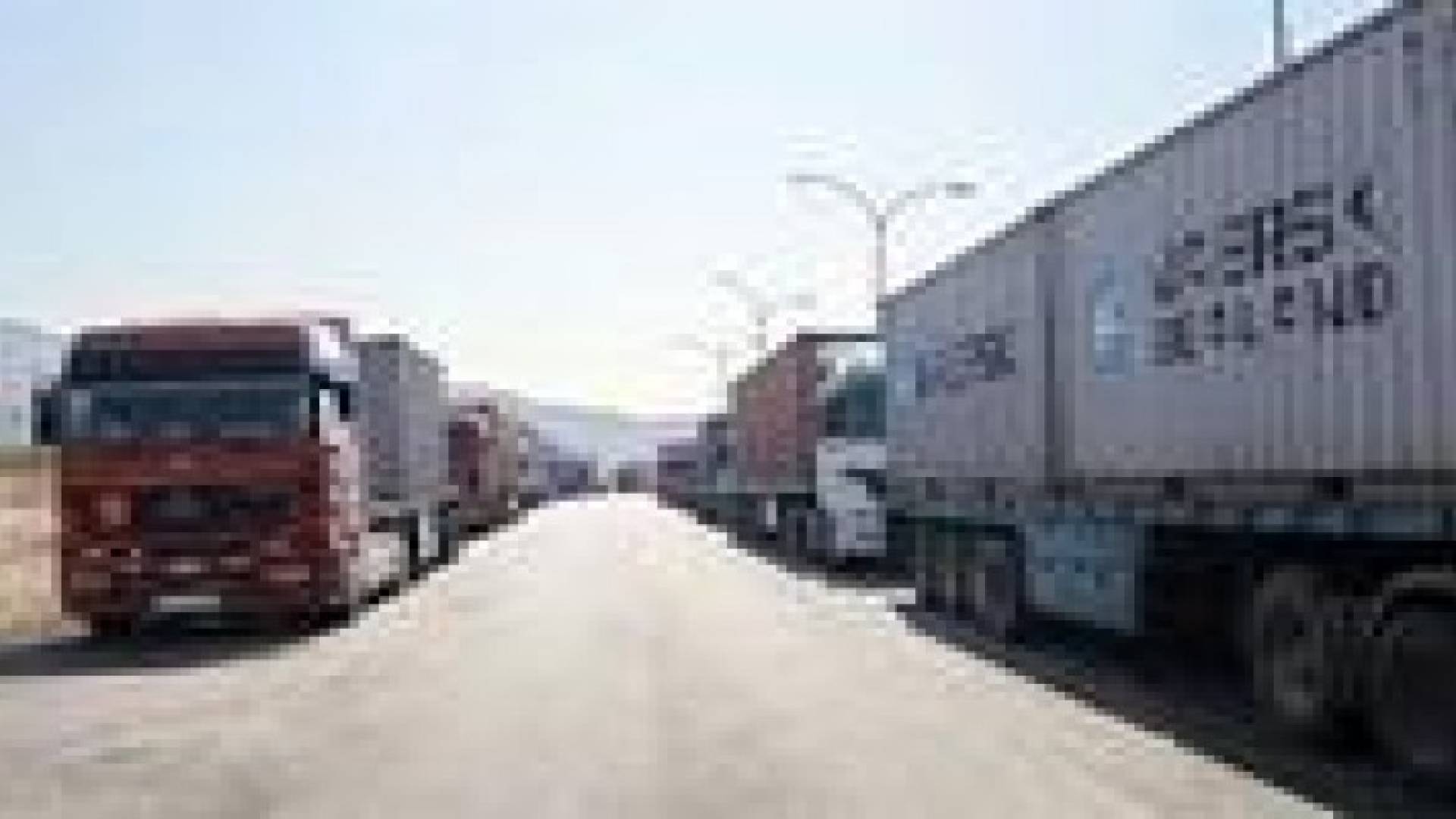 الزراعة تعيد خضار وفواكه الى مصدرها وتتلف بعضها