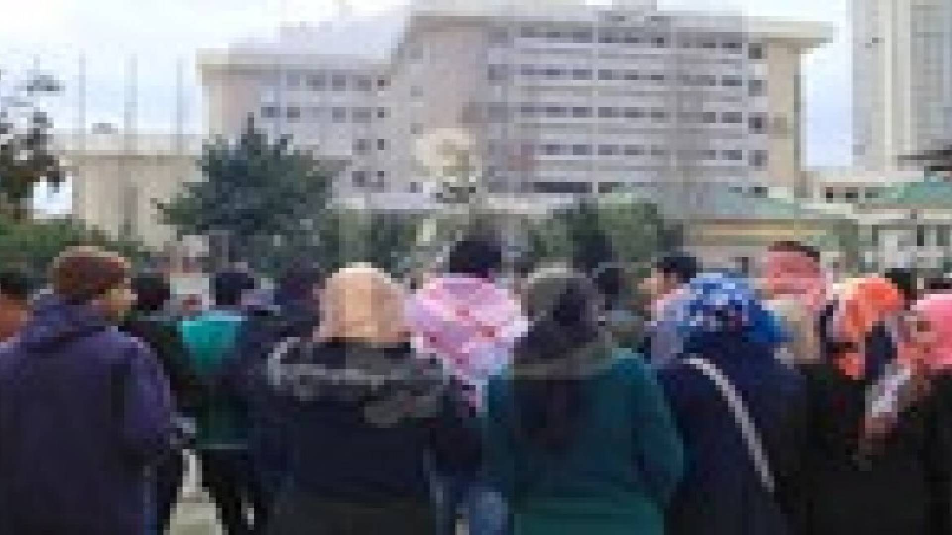 طلبة التوجيهي :يا وزارة بدنا نفوت