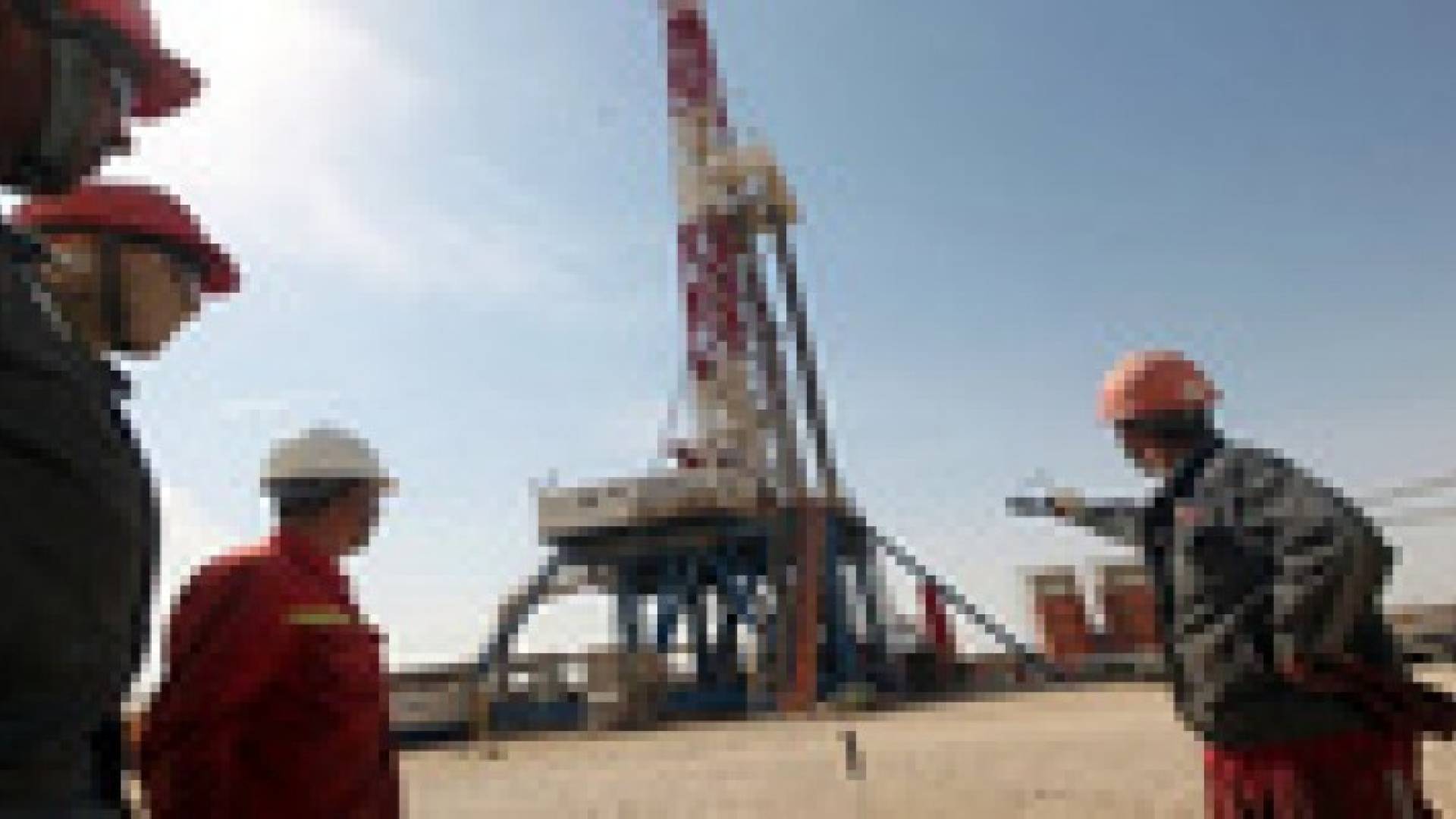 واشنطن ترسل خبراء إلى العراق لتأمين المنشآت النفطية