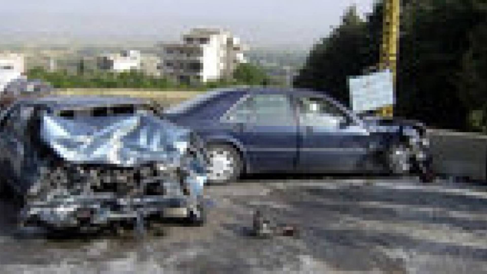 إصابة (8) أشخاص اثر حادث تصادم على طريق ياجوز