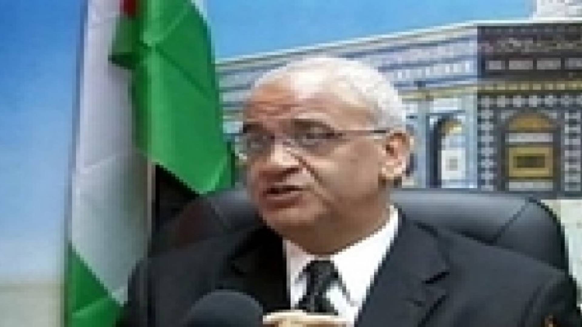 صحيفة إسرائيلية: صائب عريقات بدوي من أصل أردني