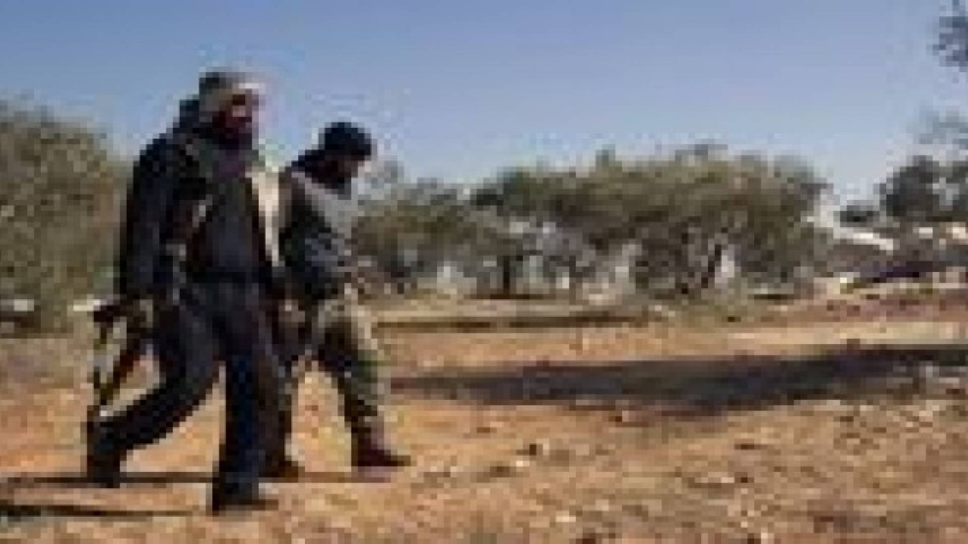 مقاتلون إسلاميون يسيطرون على قرية علوية في وسط سوريا