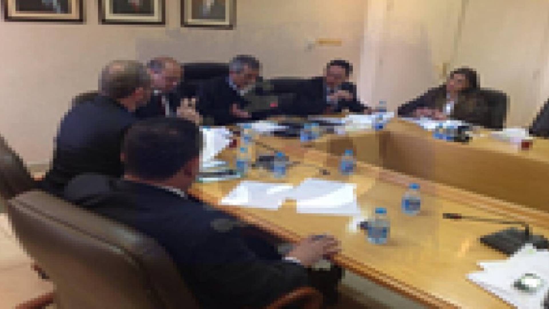 العلاوين يكشف تفاصيل جديدة لصفقة الاسطوانات الهندية