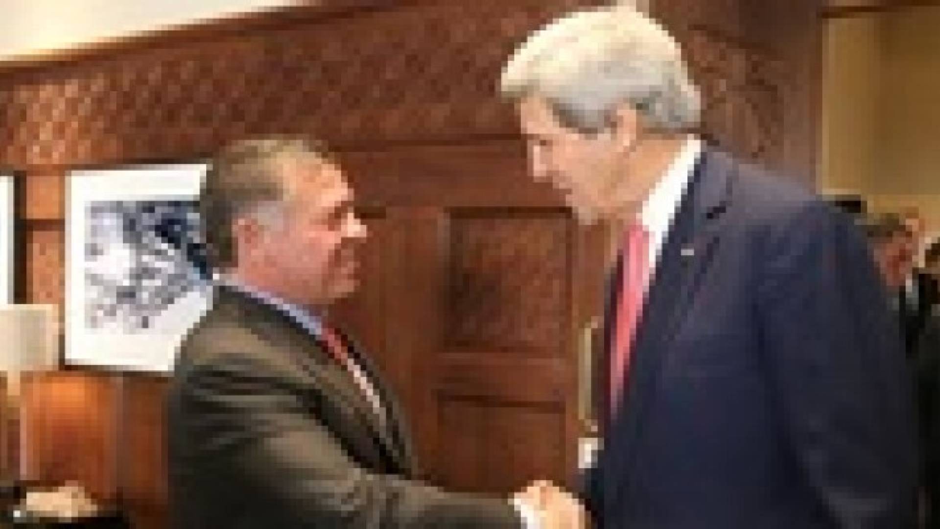 الملك يلتقي وزير الخارجية الأميركي