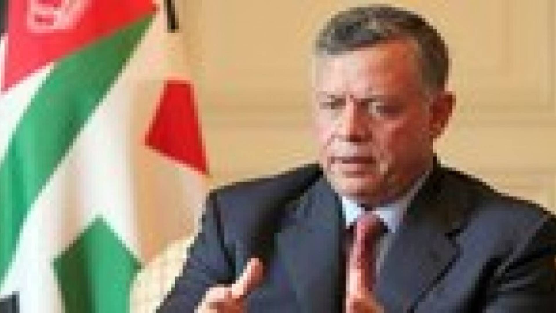 الملك يحذر من محاولات تحويل الصراع في سوريا إلى "مذهبي"