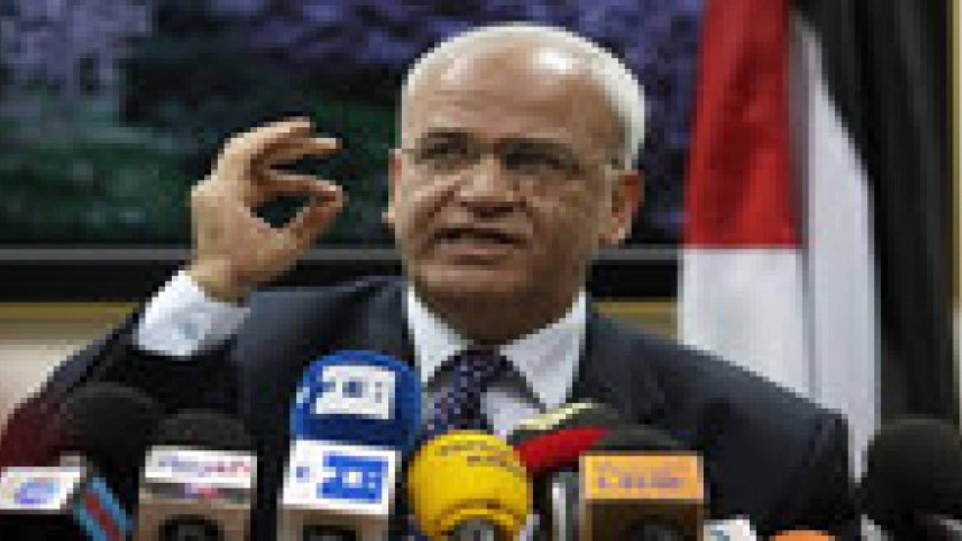 عريقات: الوطن البديل وهم تسوق له أطراف إسرائيلية