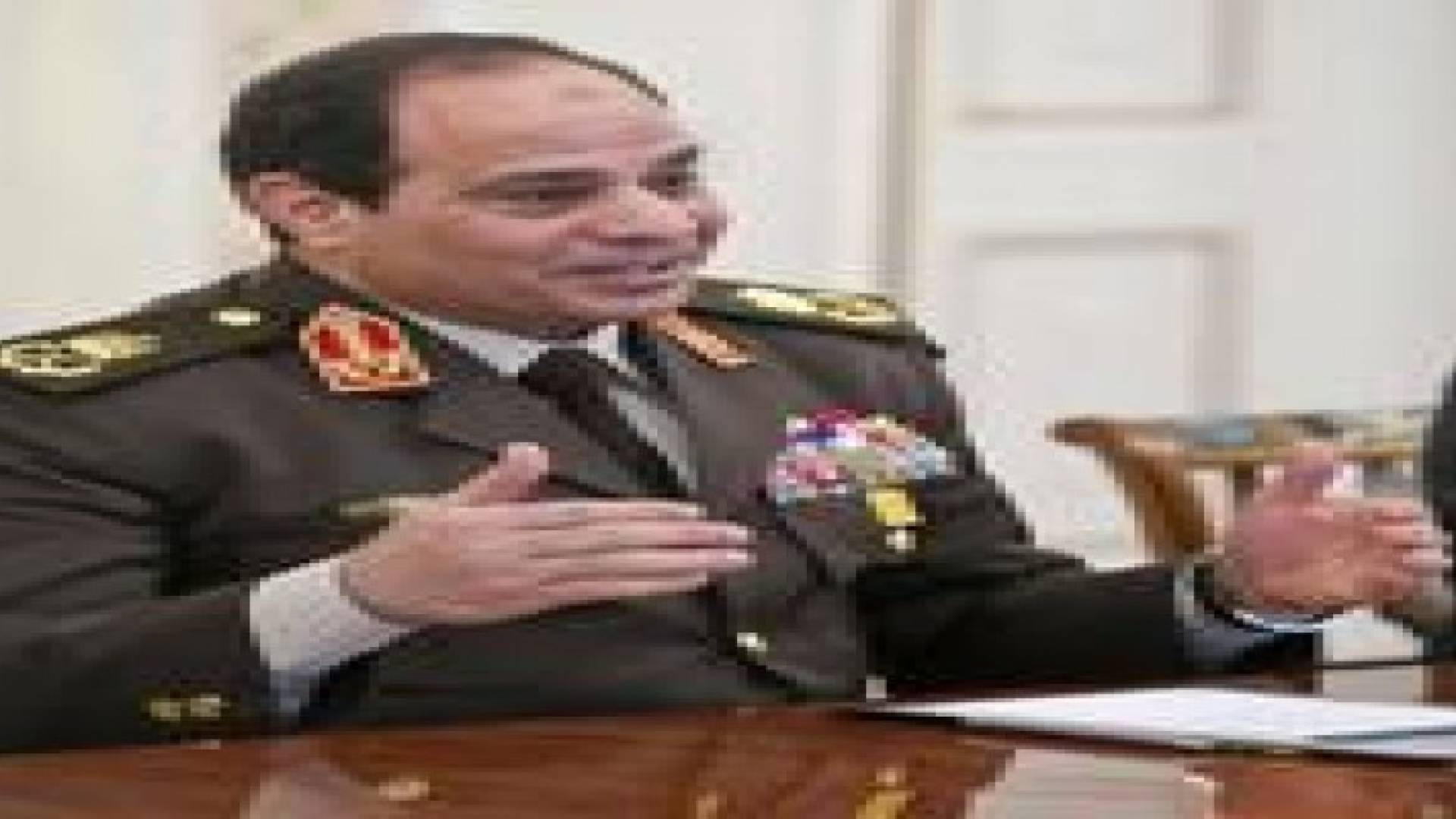 الابقاء على وزيري الداخلية والدفاع في حكومة مصر الجديدة
