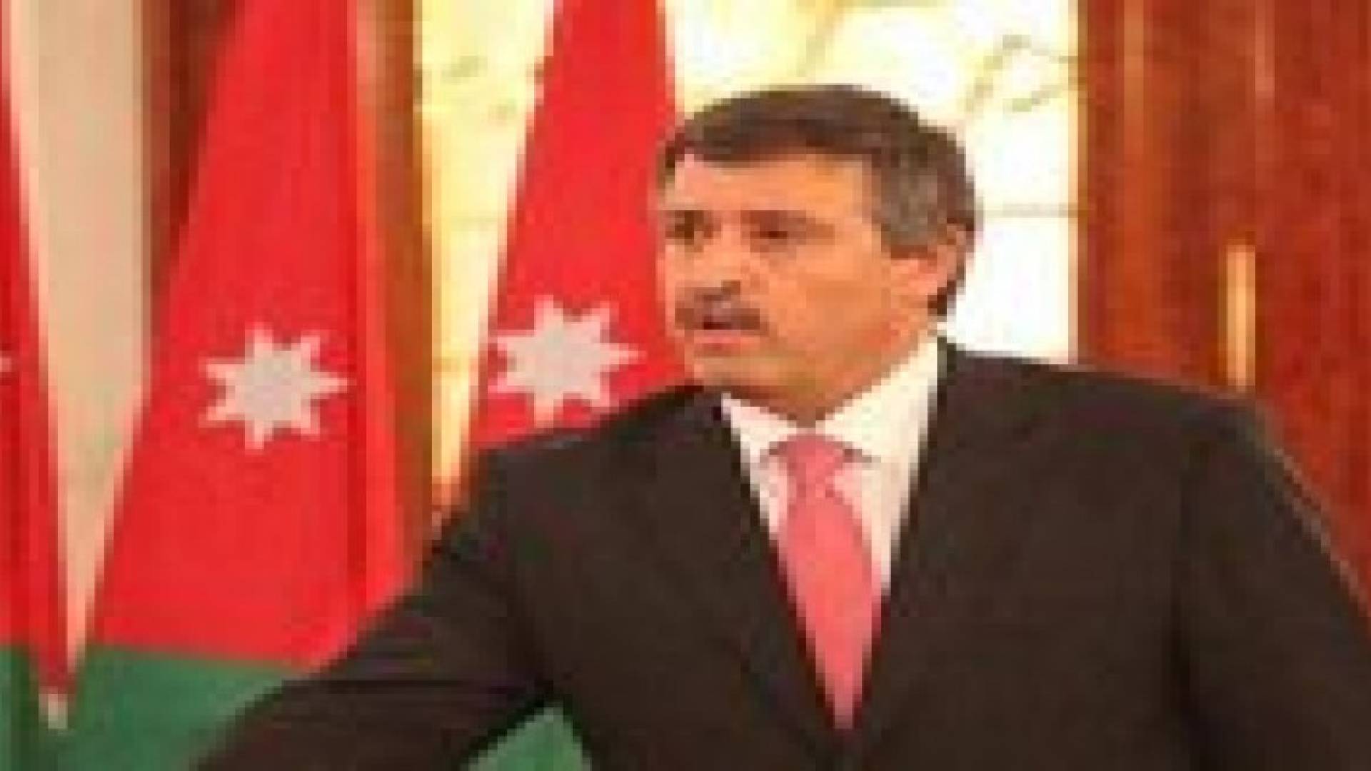 وزير العمل يلتقي بعثة البنك الدولي
