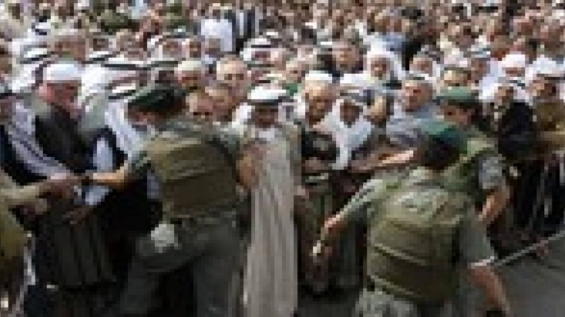 الاحتلال يفرض قيودا على دخول المصلين الى الاقصى