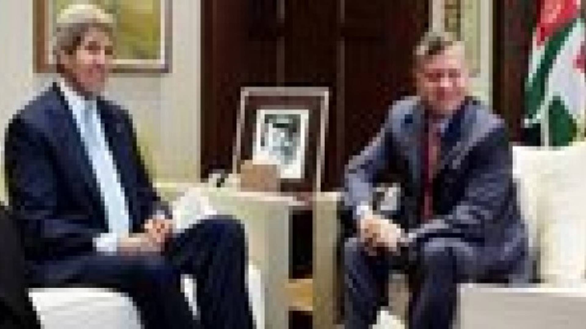 لماذا طار كيري للعقبة على نحو مفاجيء؟