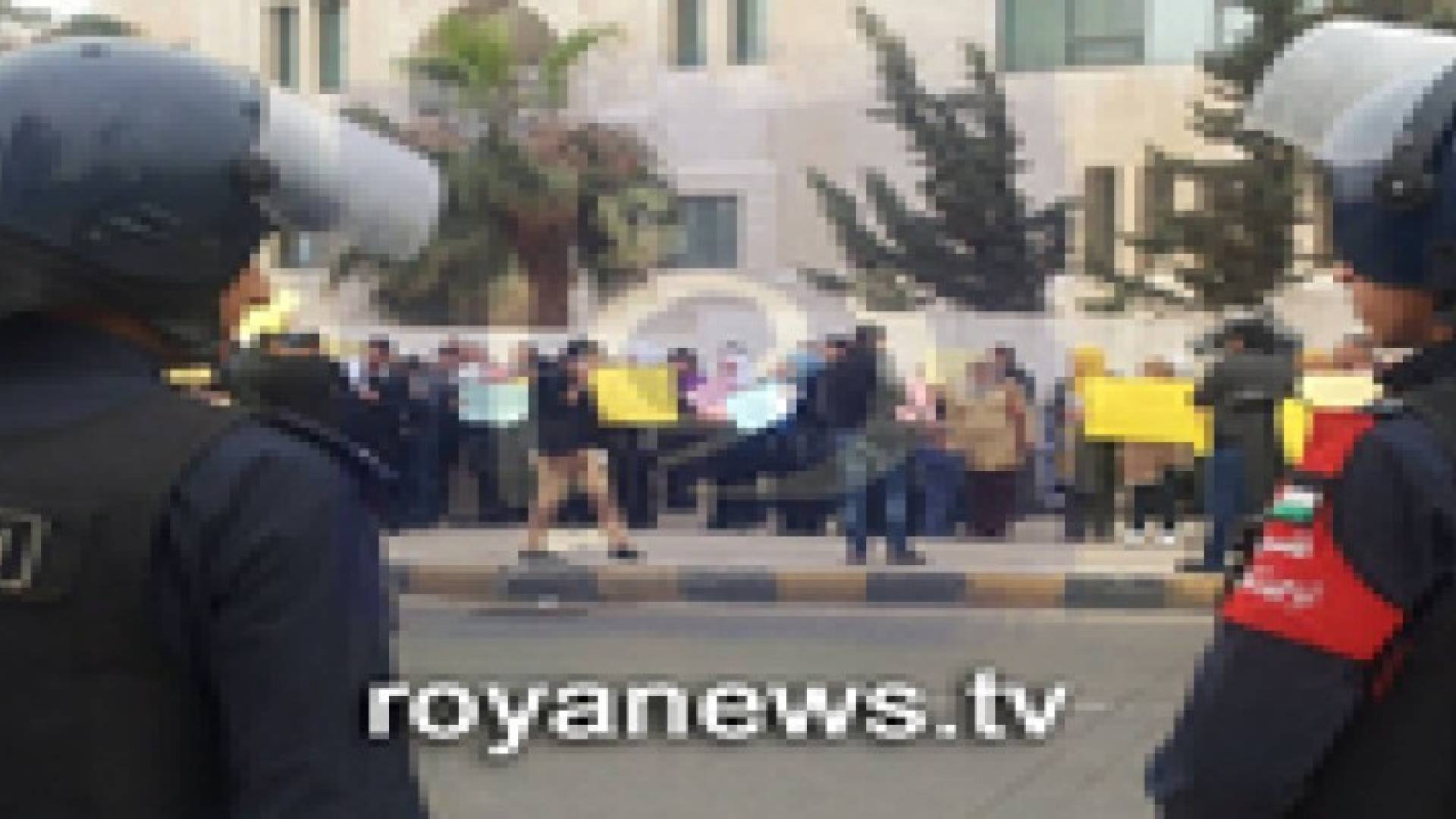 أمي أردنية وجنسيتها حق لي‎: الحقوق المدنية غير كافية