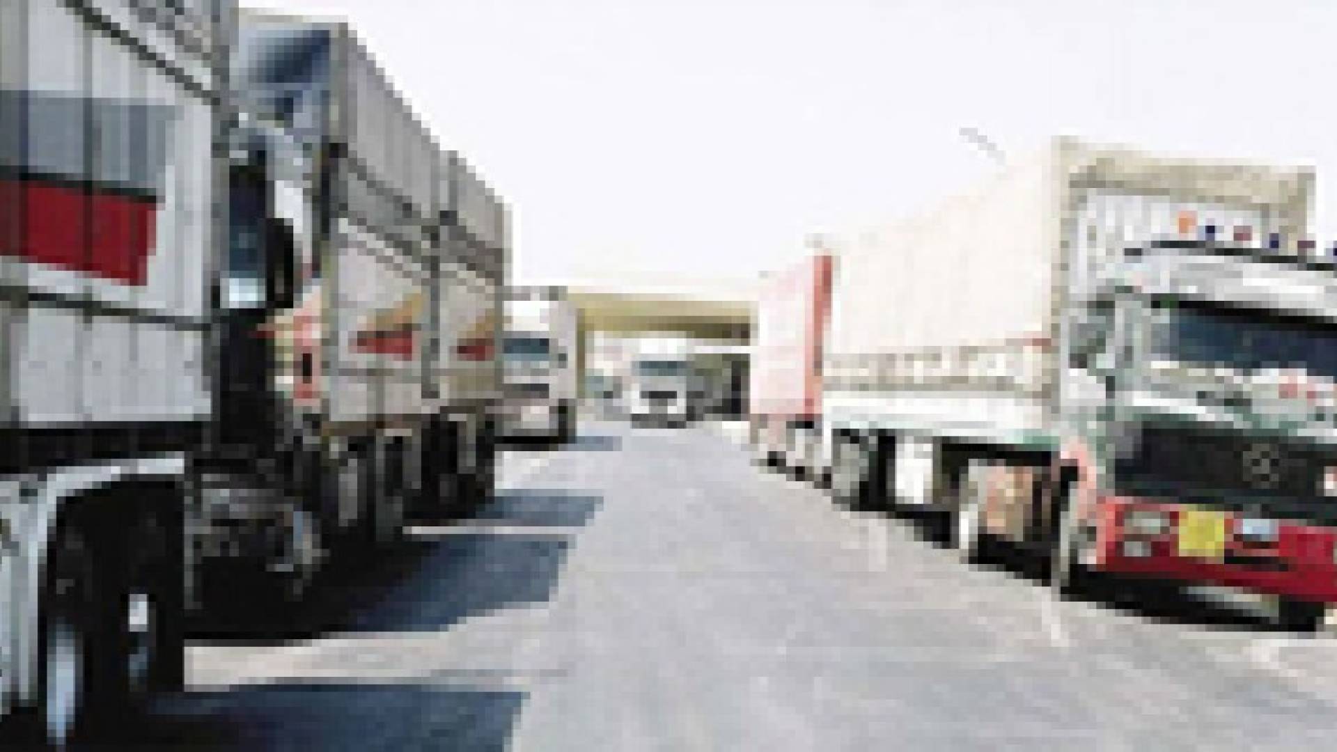 الحكومة العراقية تمنع الشاحنات الأردنية من دخول بغداد