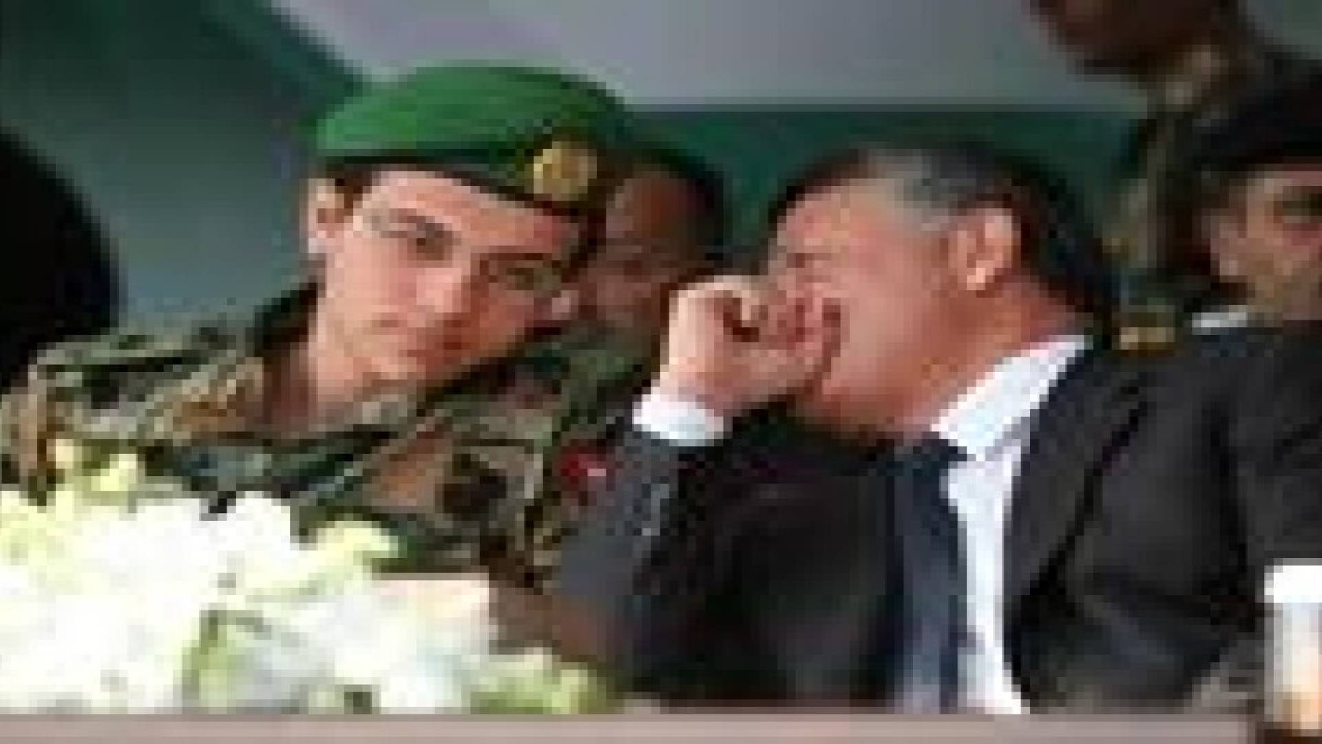 الملك وولي العهد يتلقيان برقيات تهنئة من كبار المسؤولين بمناسبة ذكرى الكرامة