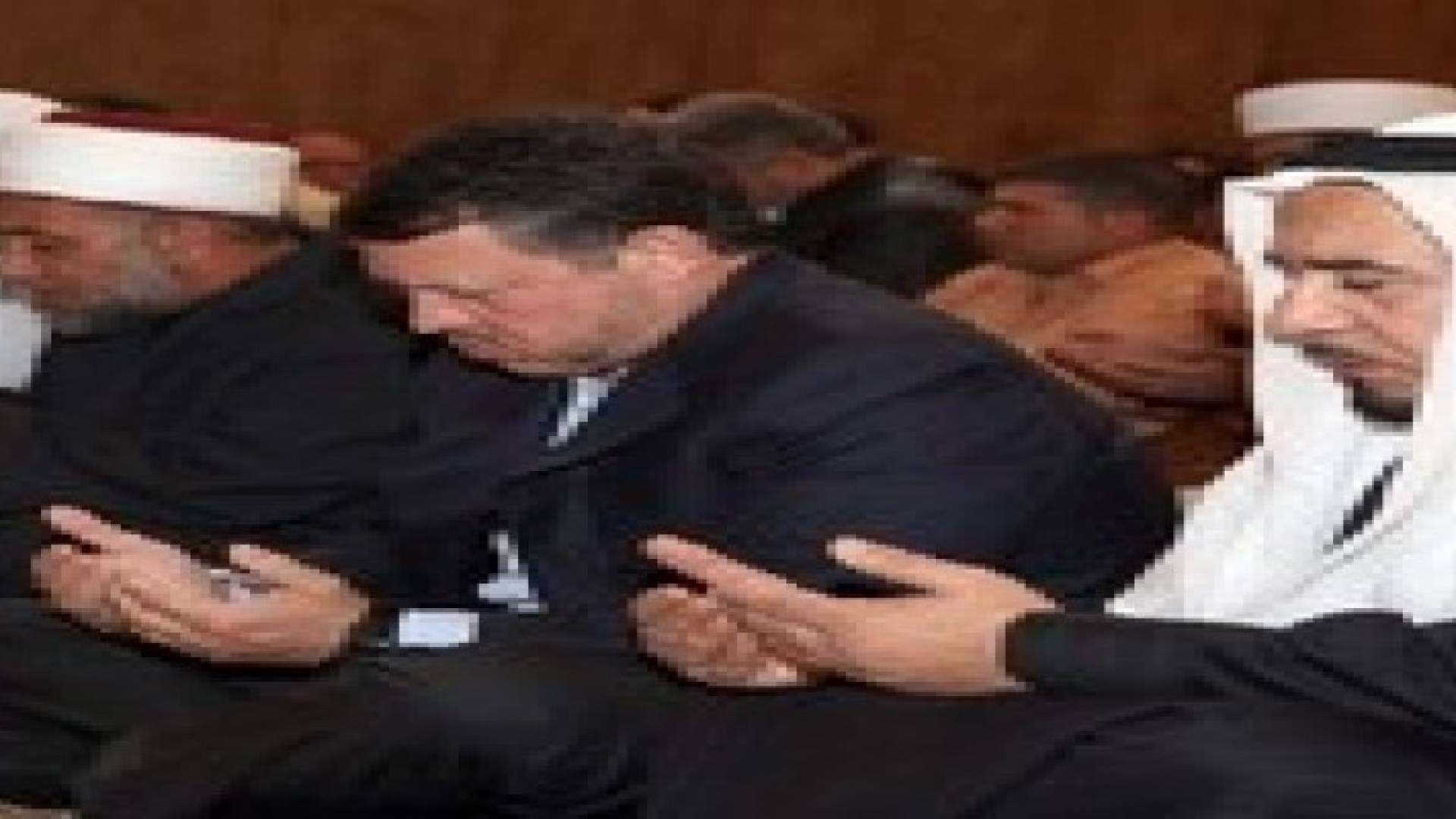 الملك يفتتح مسجد نابلس الكبير في عمان