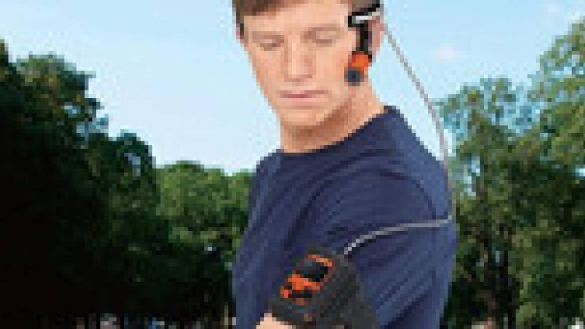 "باناسونيك" تقدم أول كاميرا قابلة للارتداء بدقة 4K