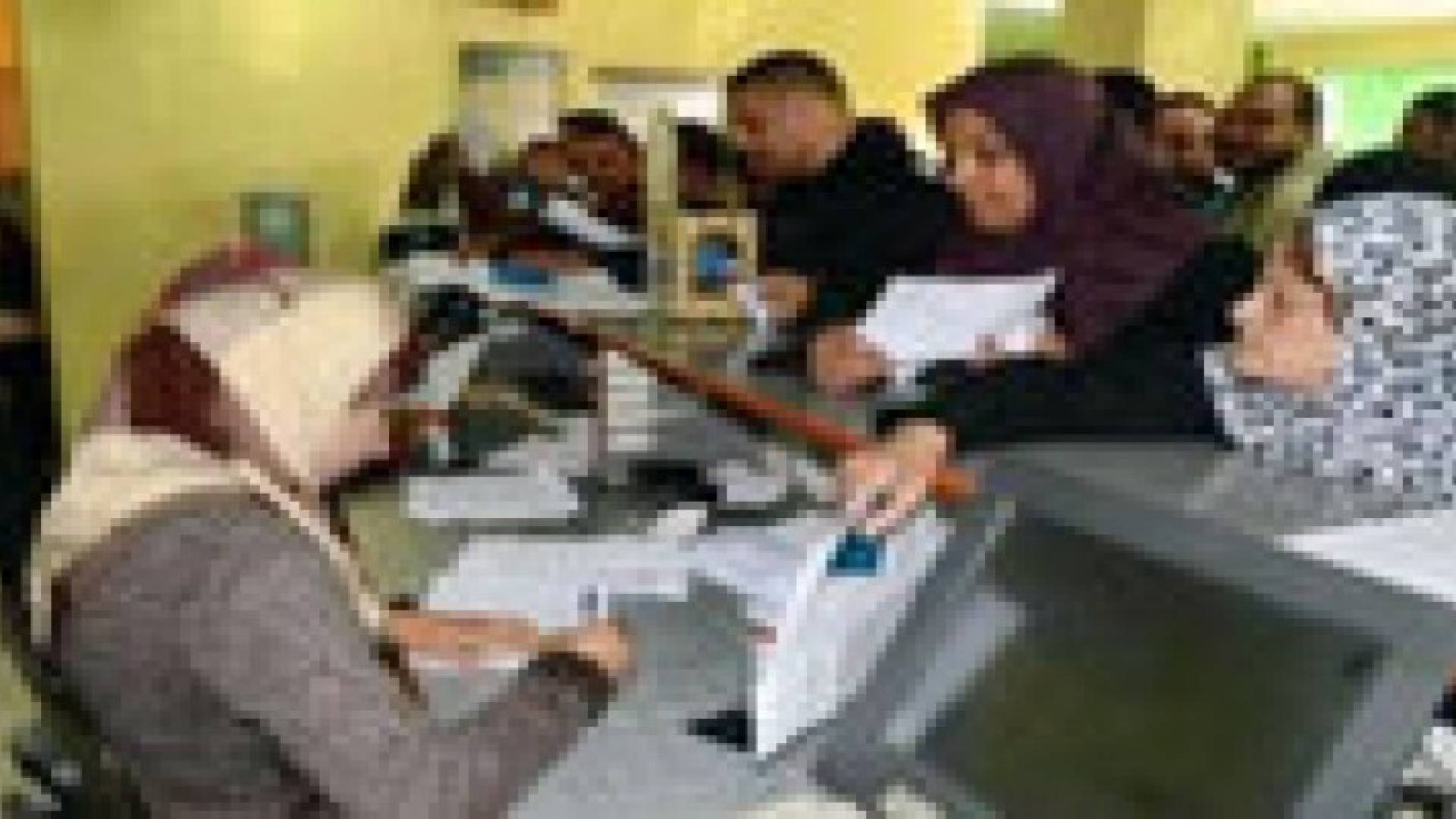 " الضـريبة " تبدأ اليوم تسليم الدعم النقدي لمن تنتهي أرقامهم الوطنية بـ 5