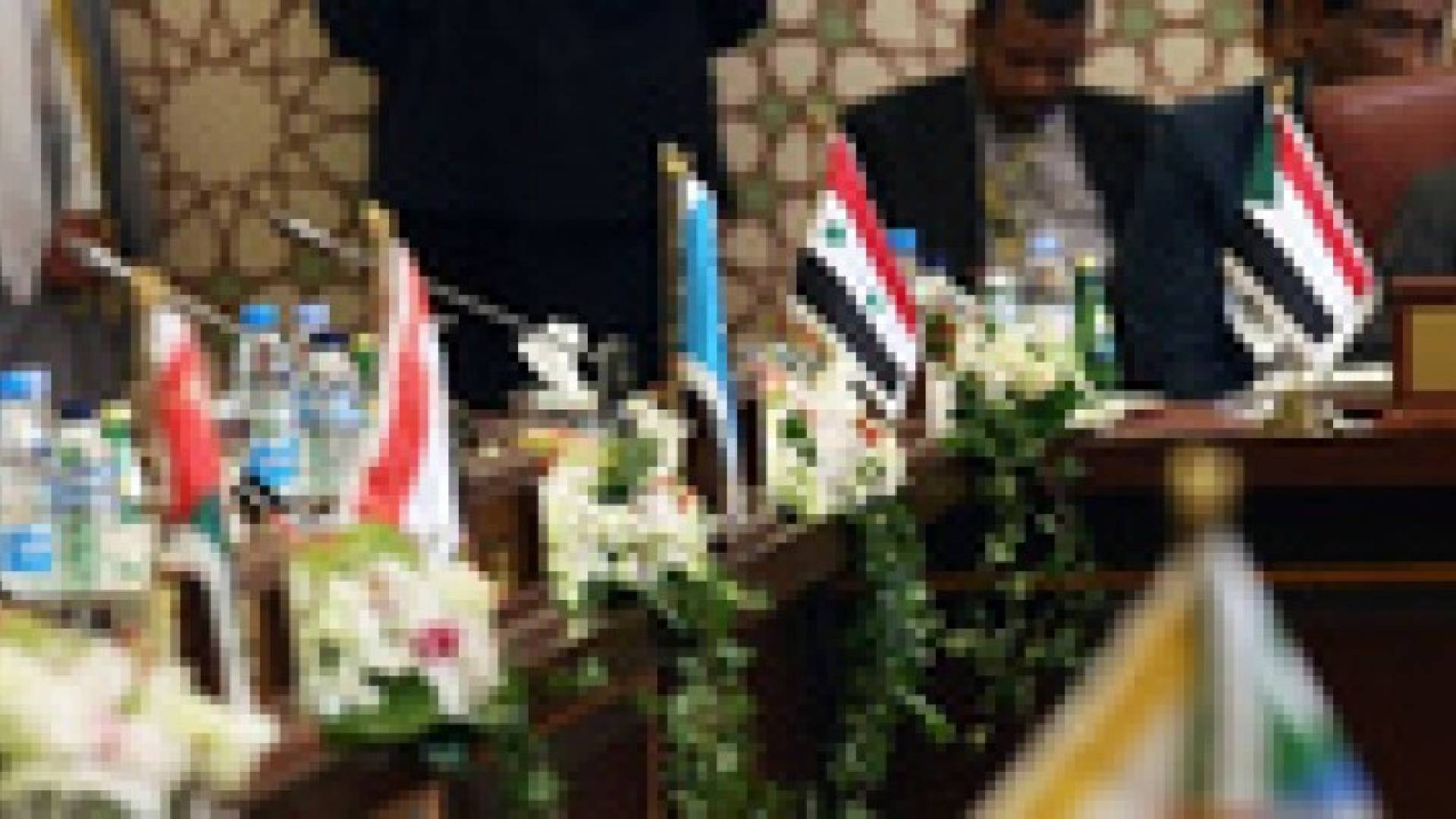 انطلاق أعمال القمة العربية الخامسة والعشرين في الكويت