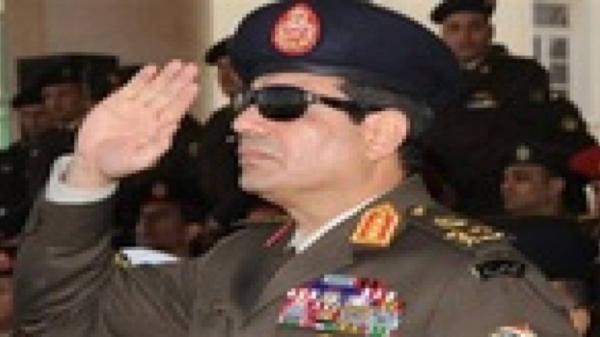 مرشد الإخوان يصف السيسي "بالعسكري المستبد"